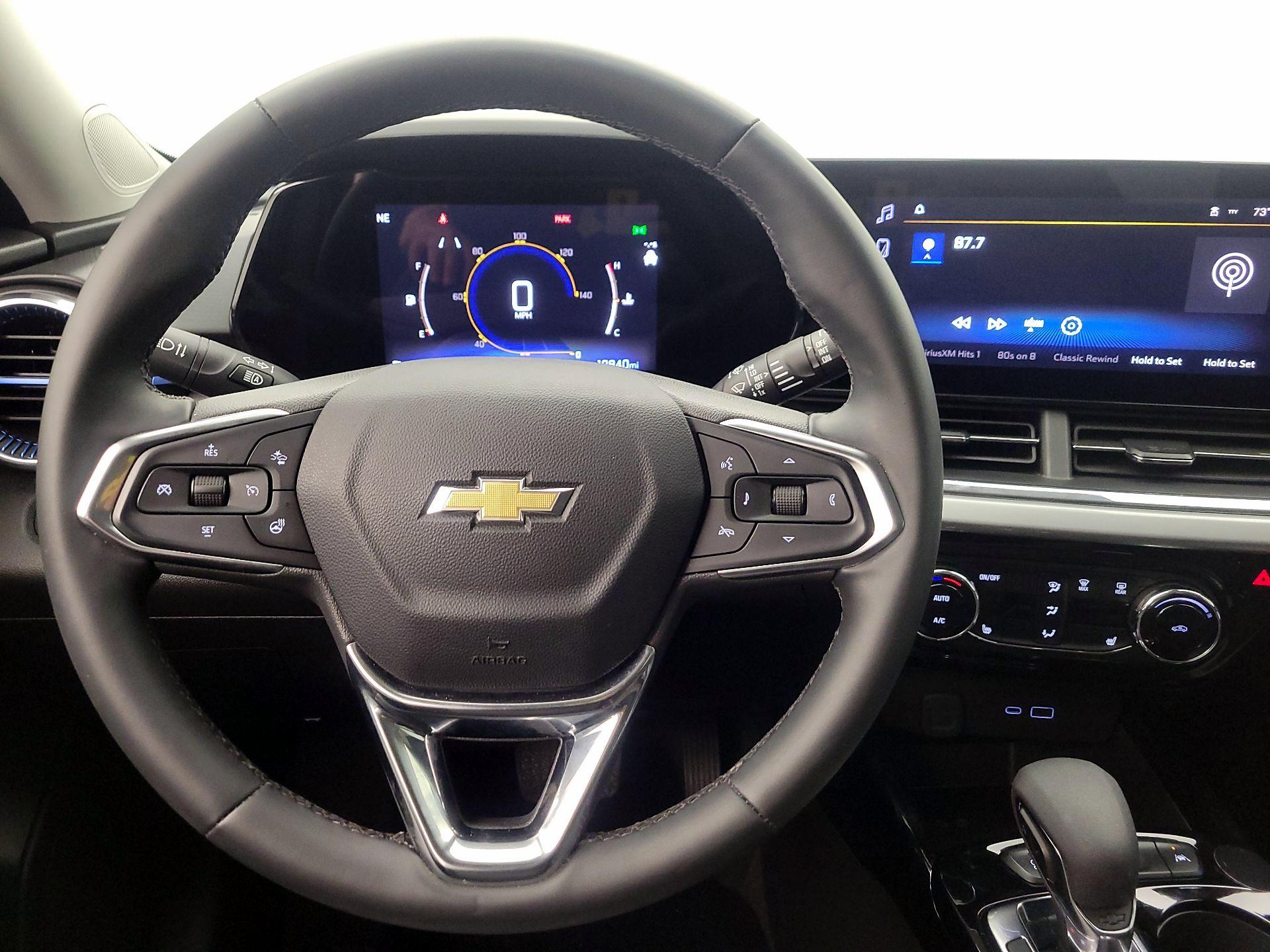 Thumbnail: 2025 Chevrolet Trax - 10
