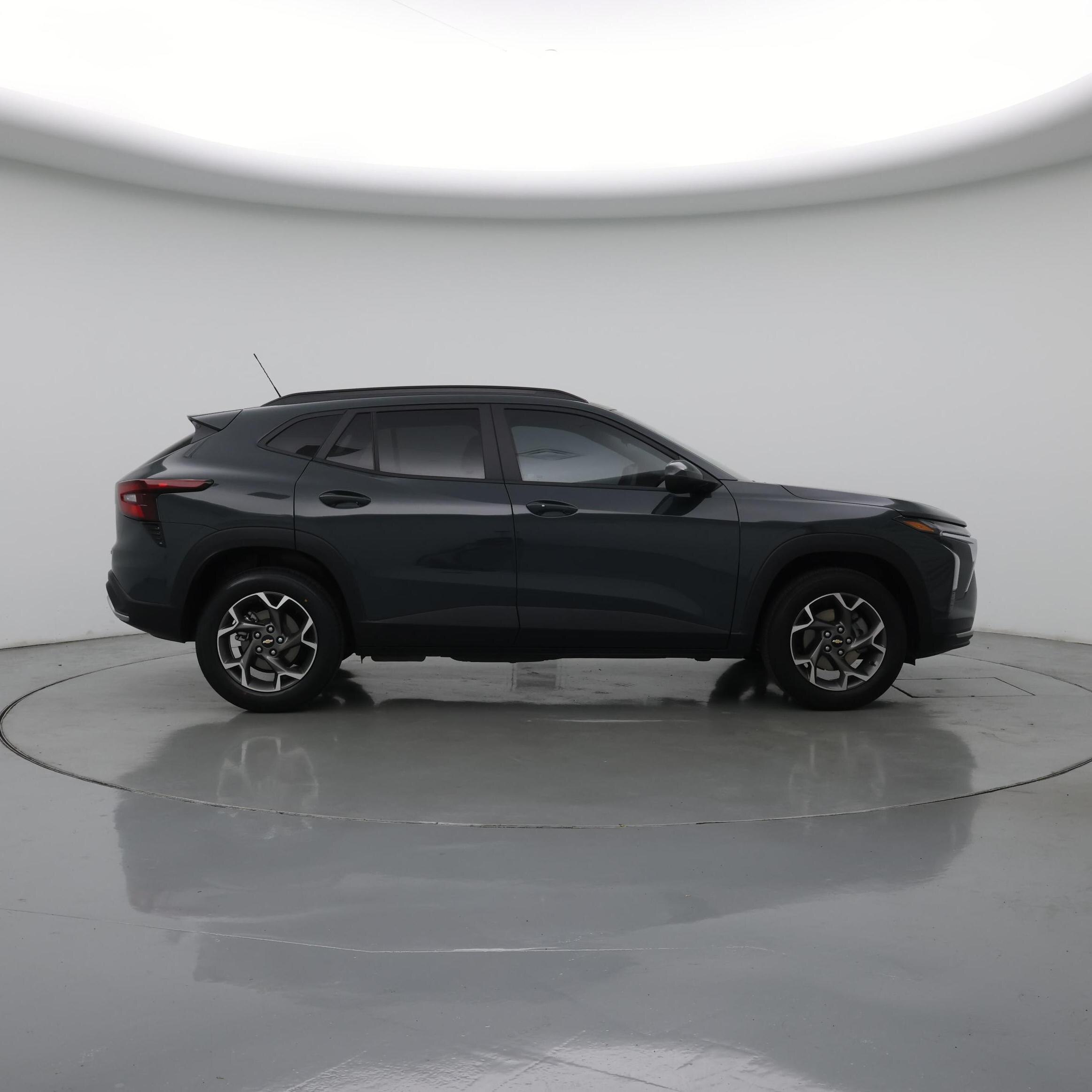 Thumbnail: 2025 Chevrolet Trax - 7