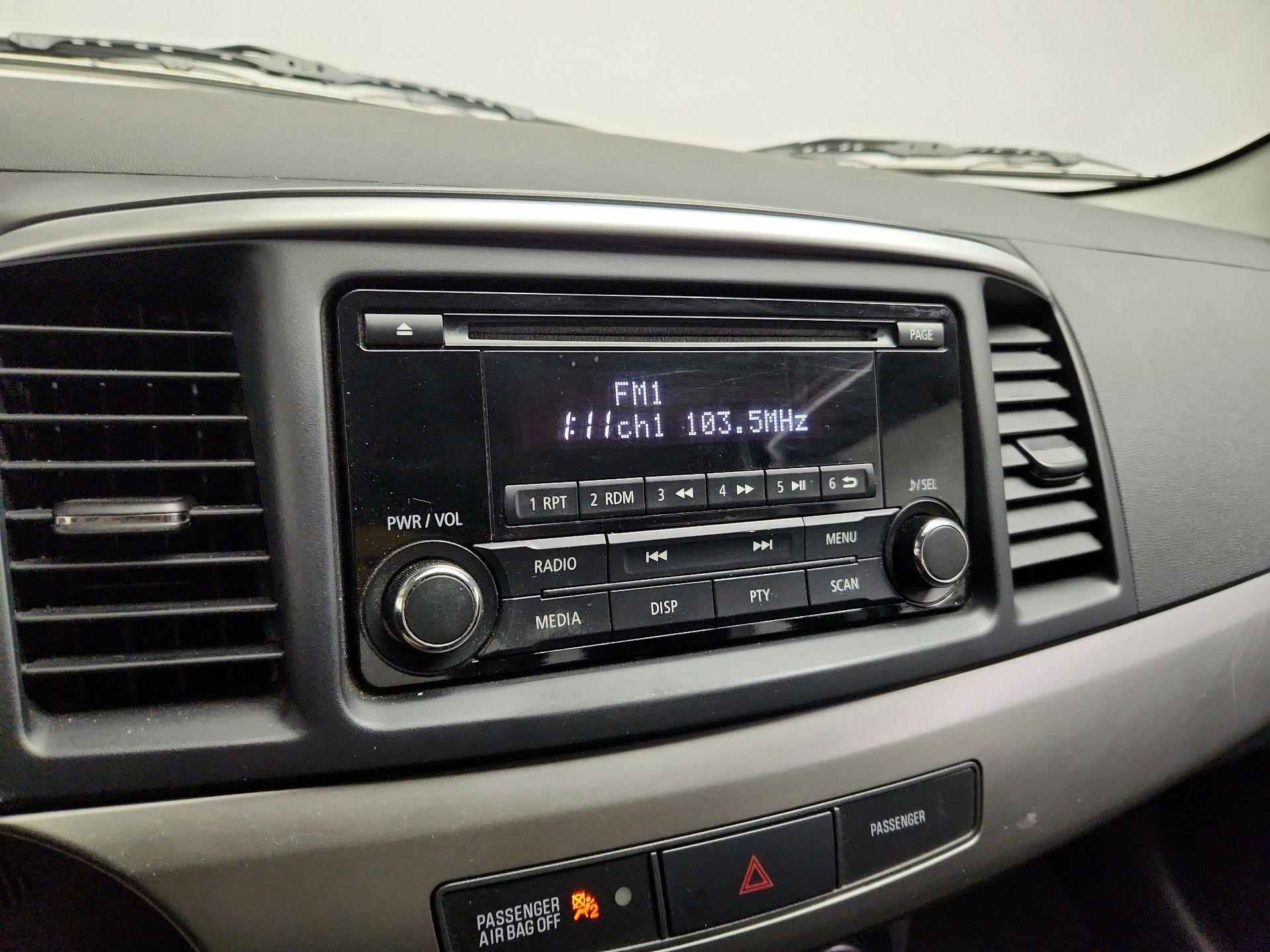 Thumbnail: 2014 Mitsubishi Lancer - 14