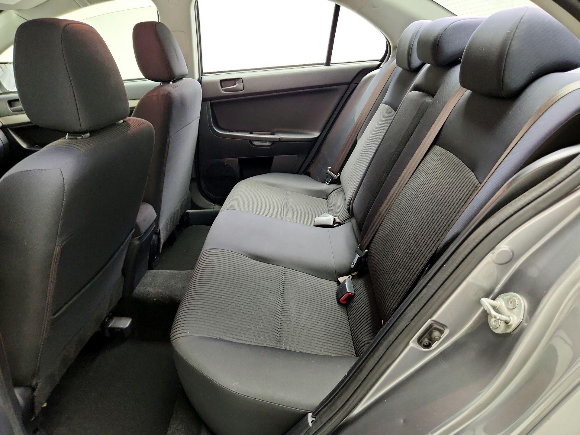 Thumbnail: 2014 Mitsubishi Lancer - 18