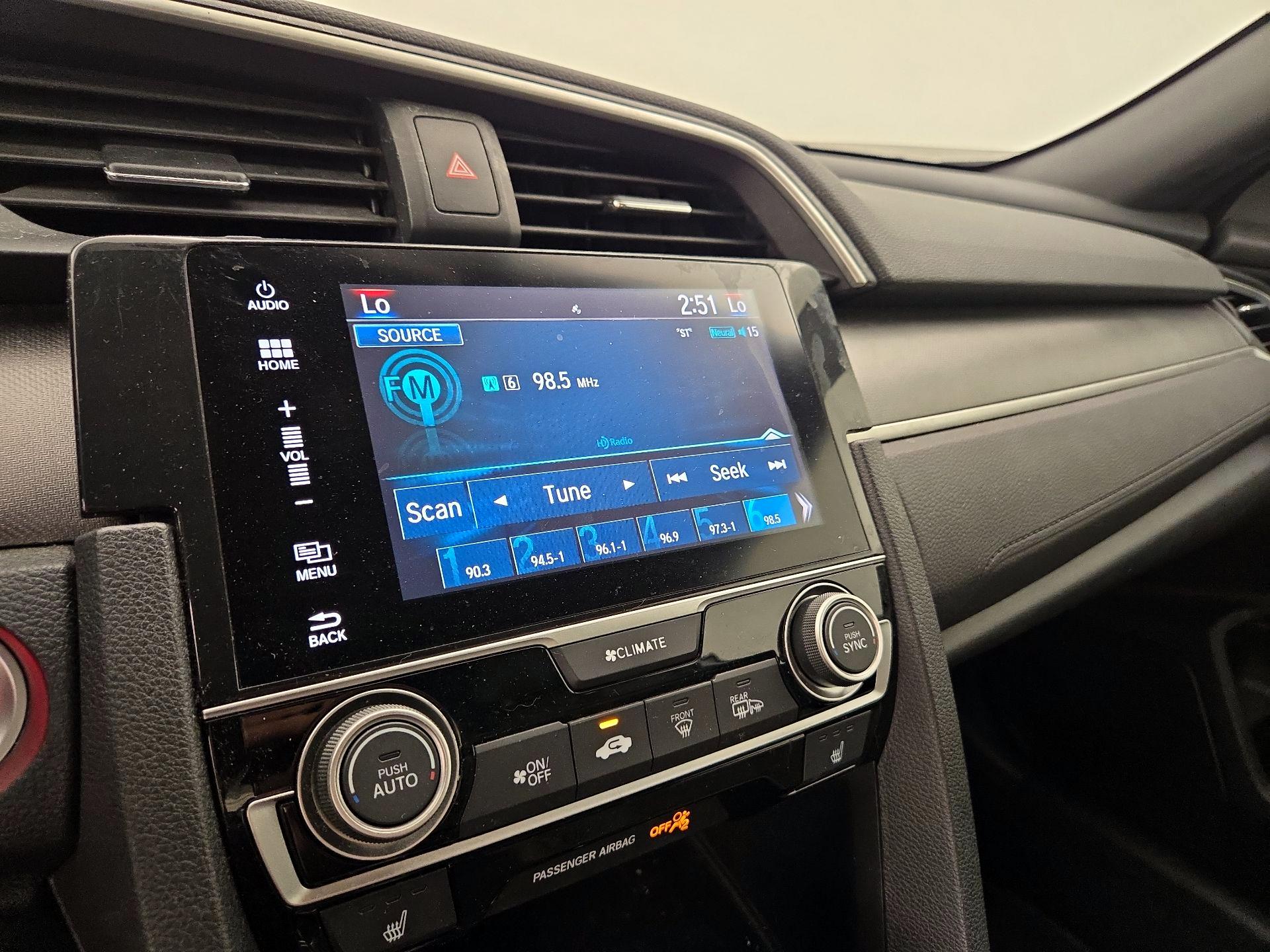 Thumbnail: 2016 Honda Civic - 15