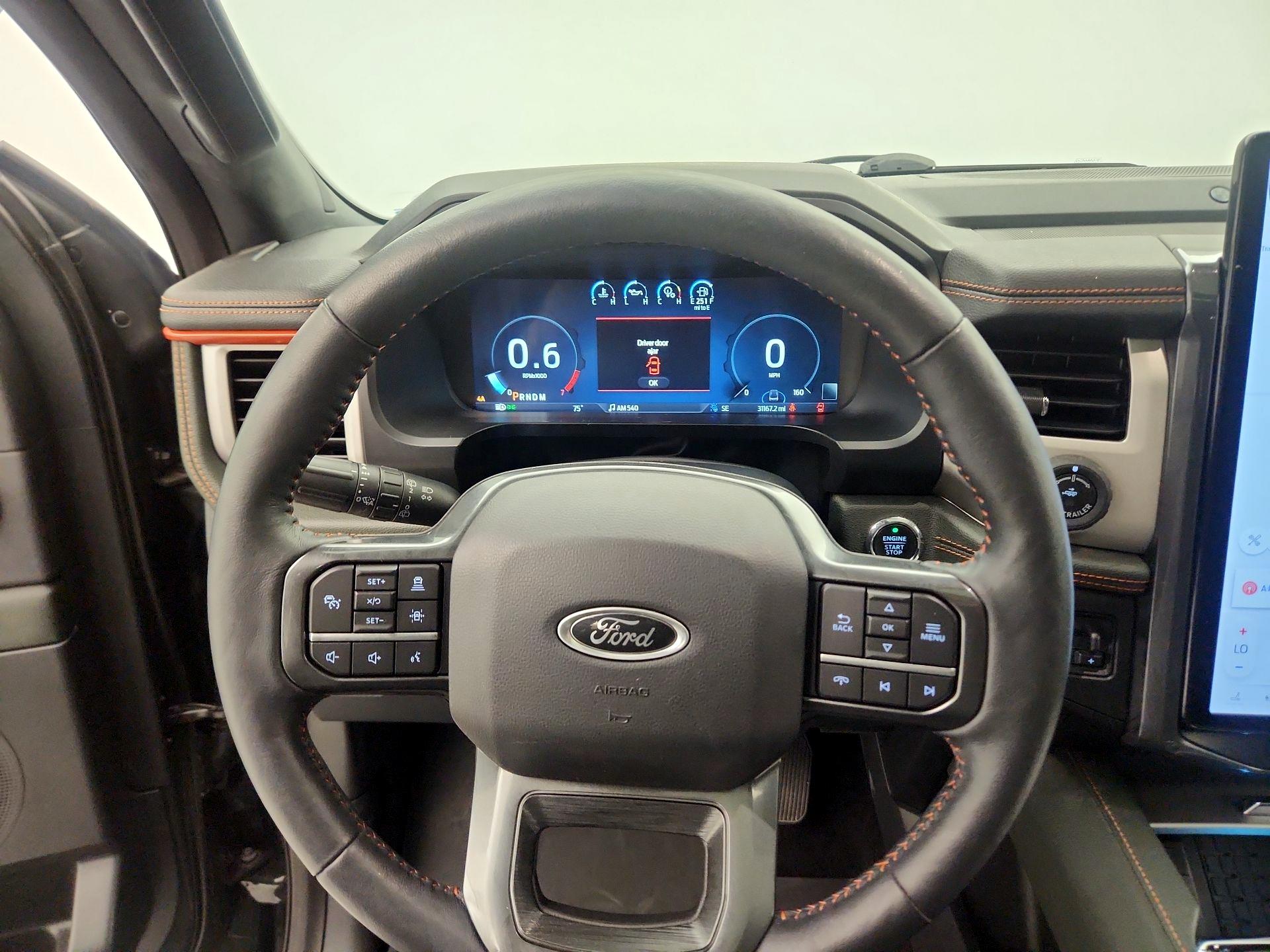 Thumbnail: 2022 Ford Expedition - 10