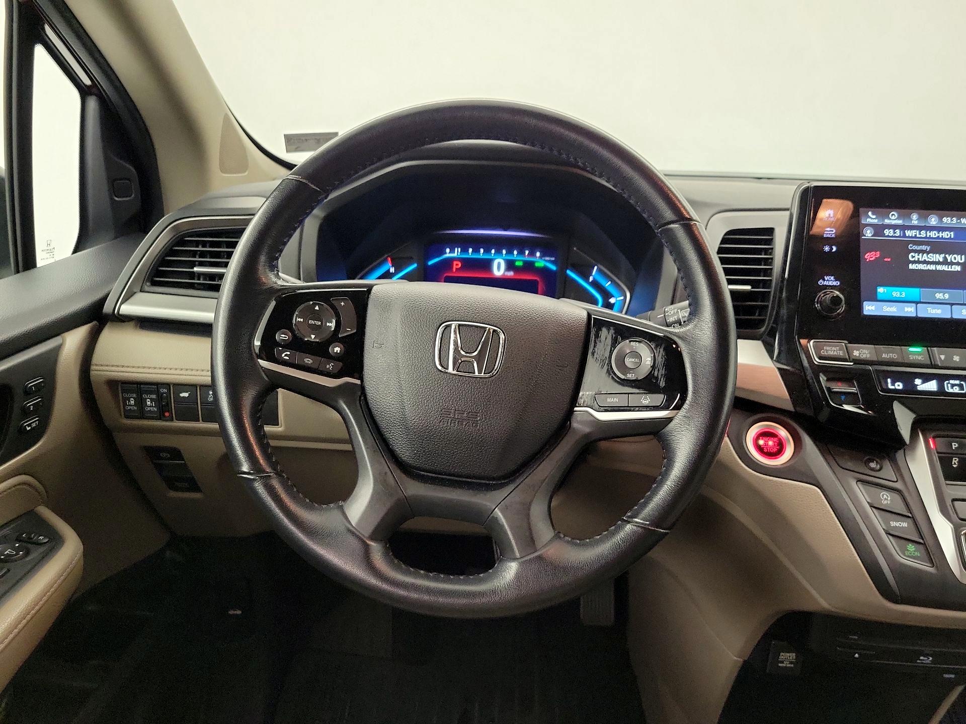 Thumbnail: 2020 Honda Odyssey - 10
