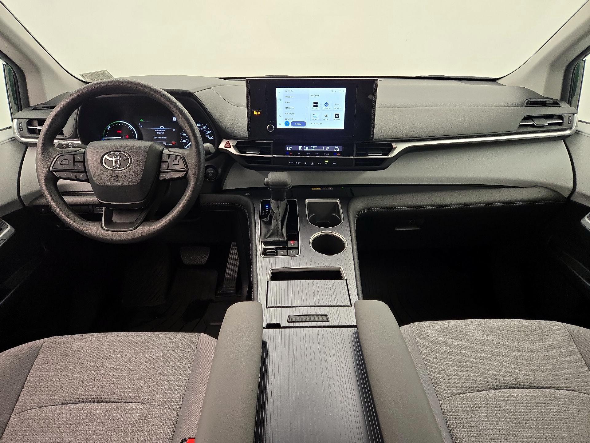 Thumbnail: 2025 Toyota Sienna - 9