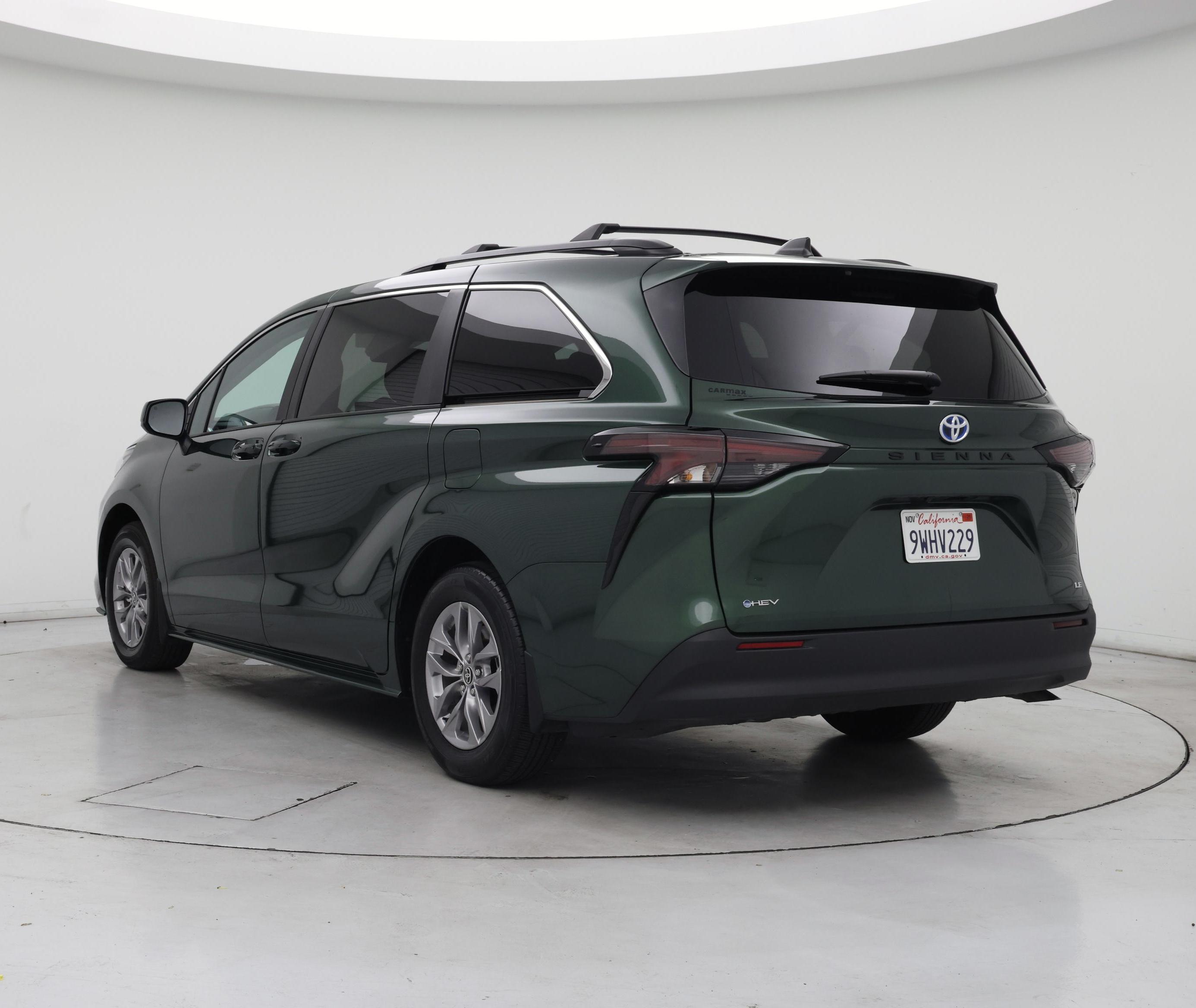 Thumbnail: 2025 Toyota Sienna - 2