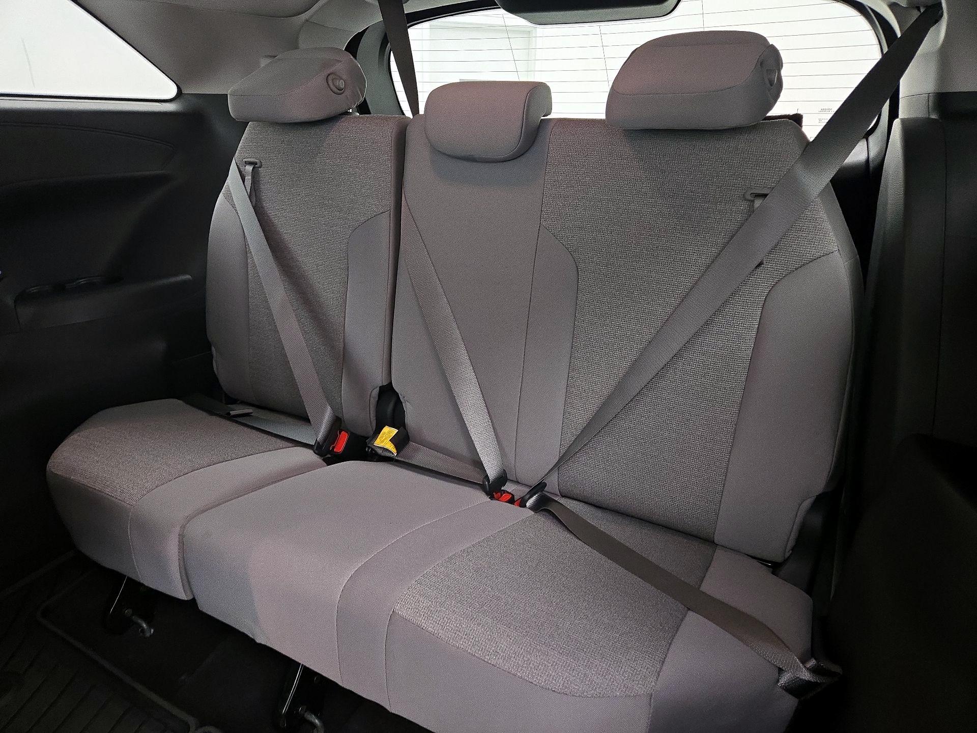 Thumbnail: 2025 Toyota Sienna - 19