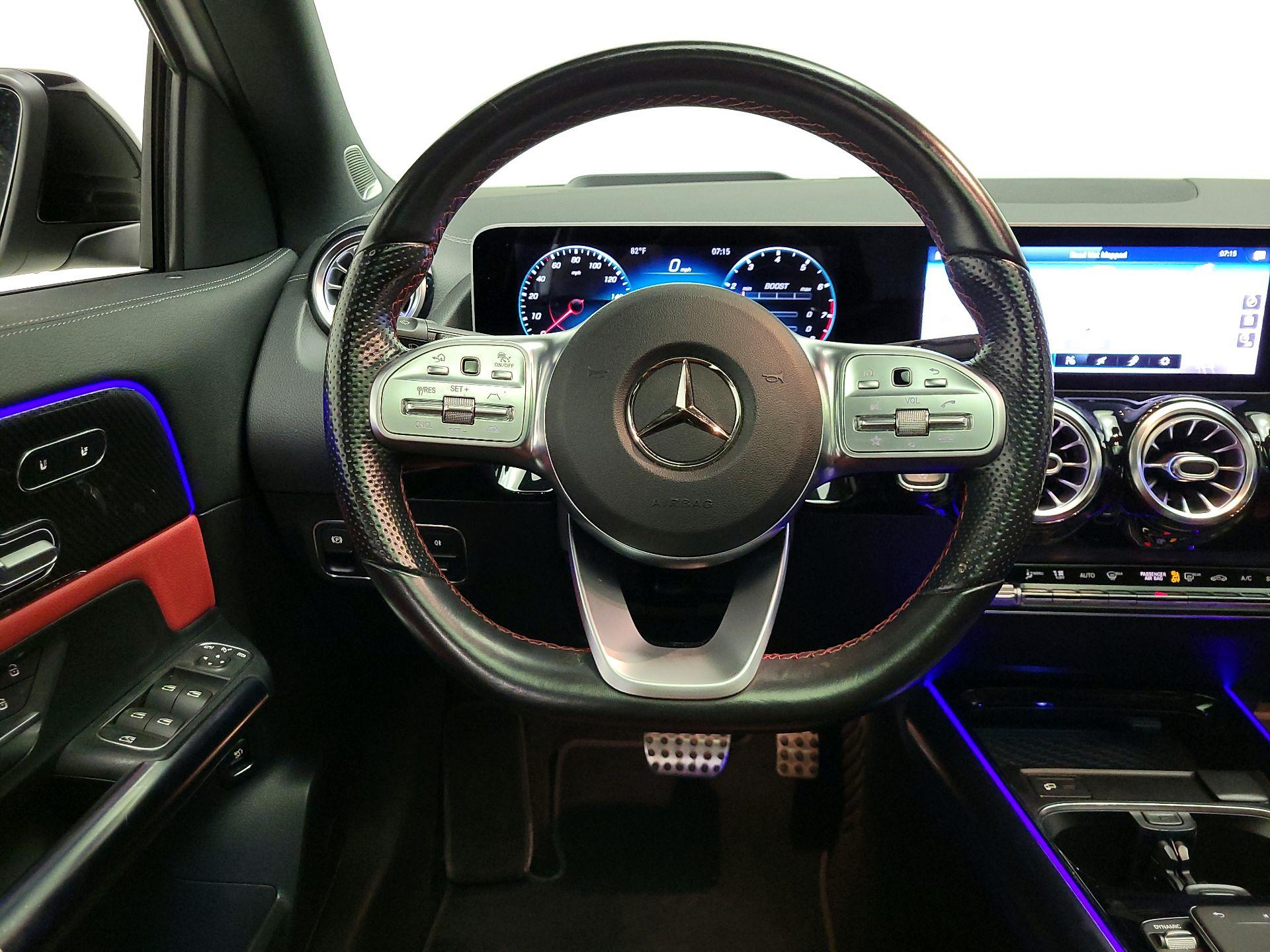 Thumbnail: 2021 Mercedes-Benz GLA - 10