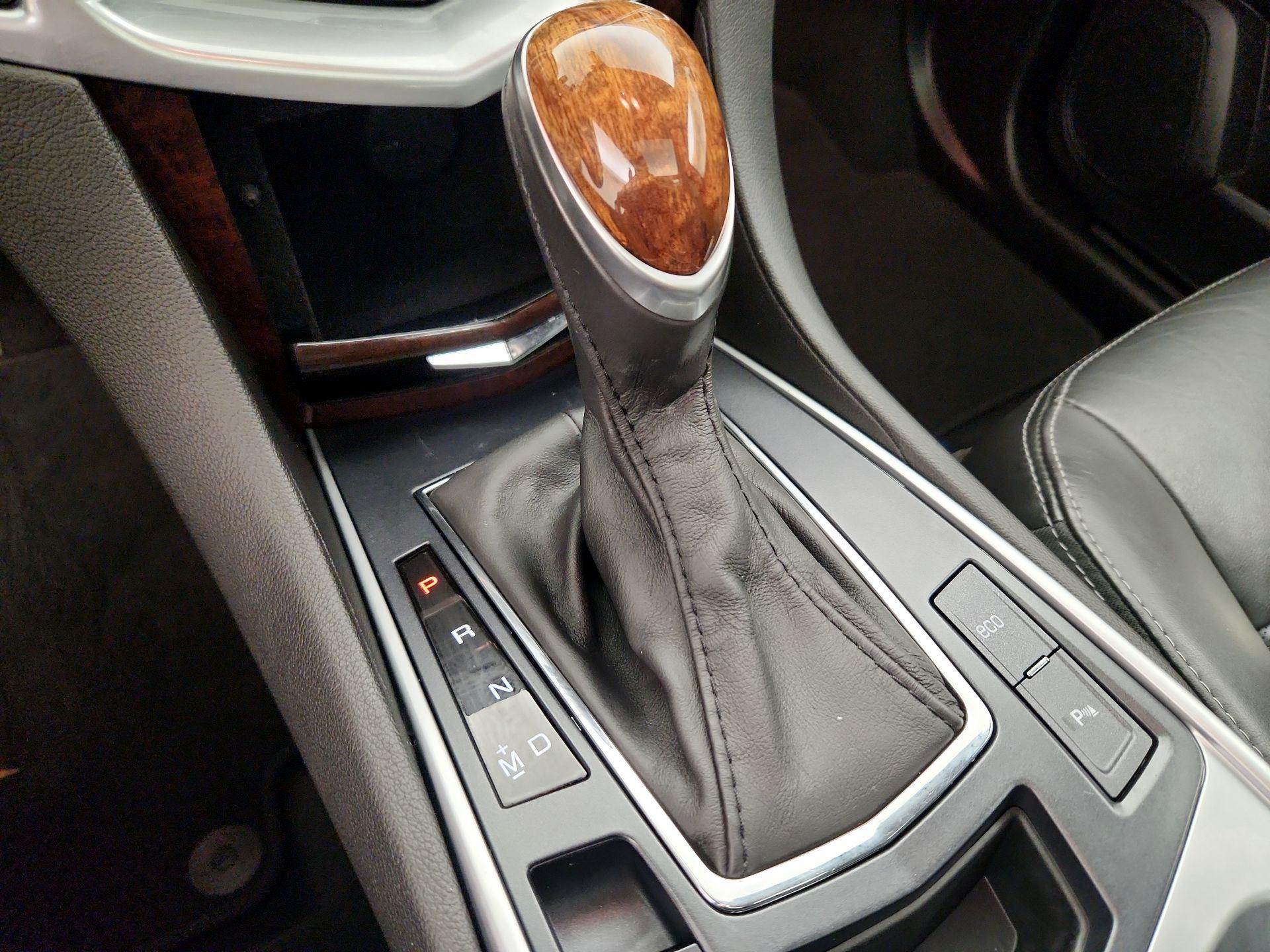 Thumbnail: 2016 Cadillac SRX - 17