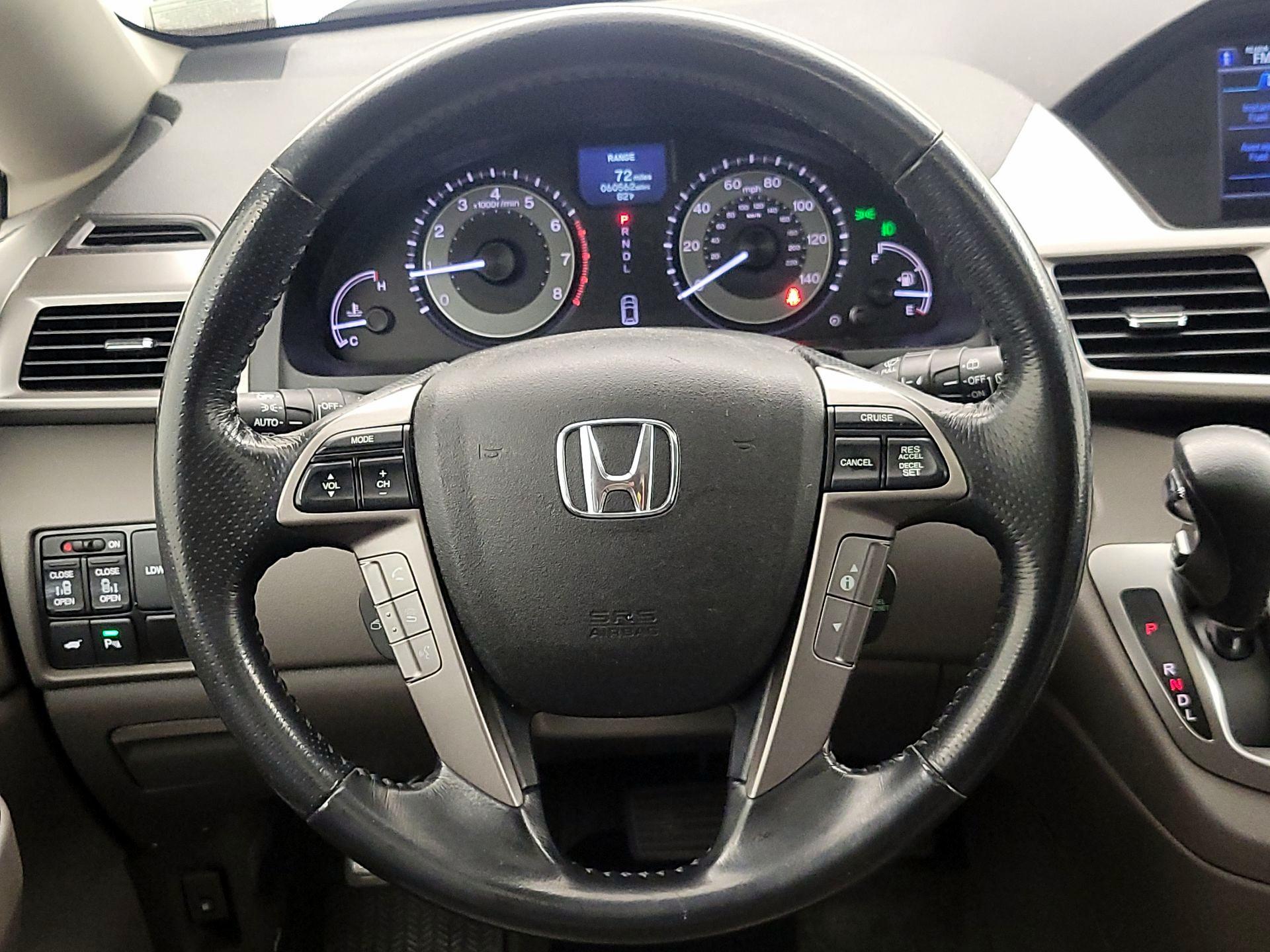 Thumbnail: 2016 Honda Odyssey - 10