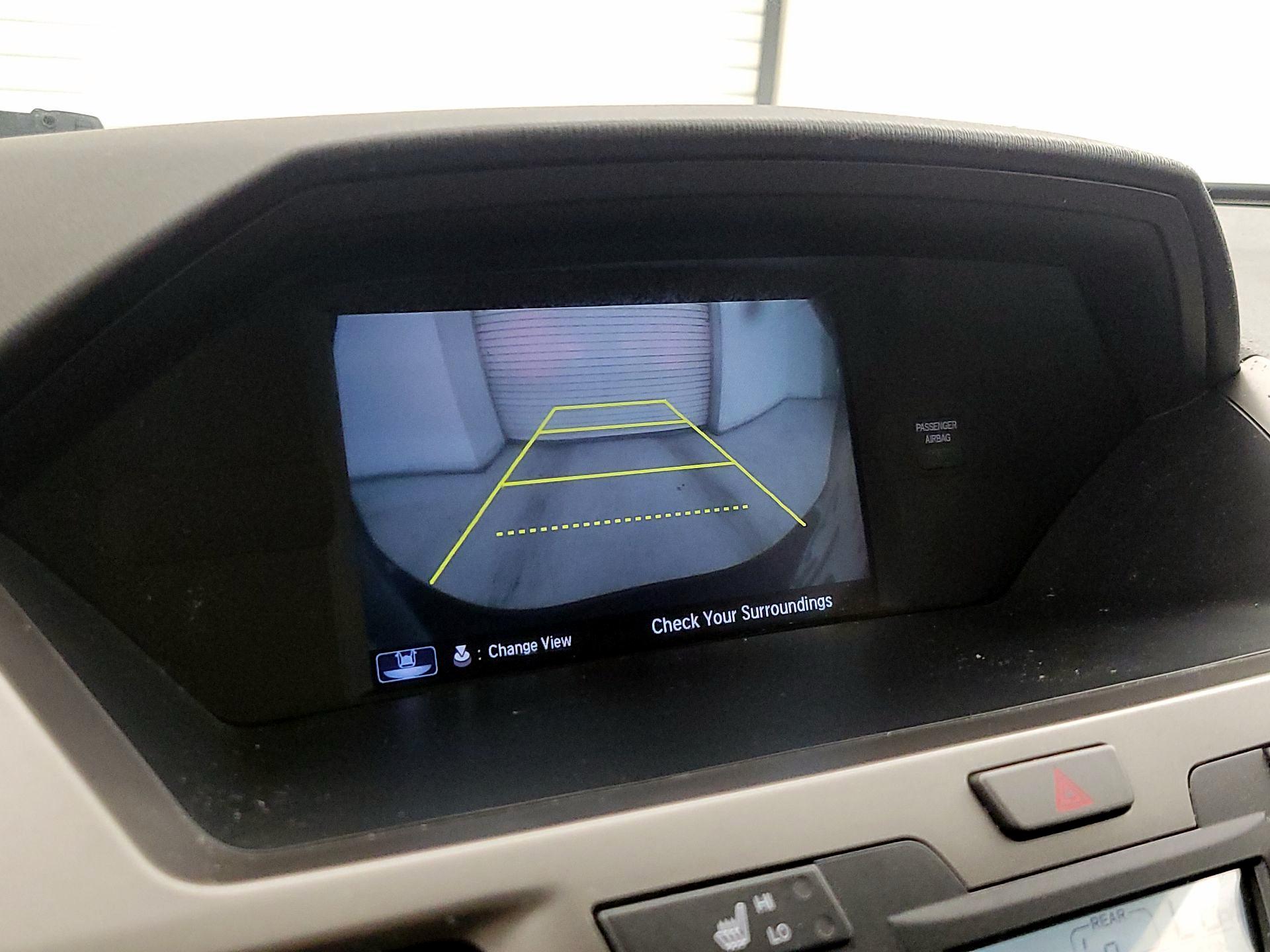 Thumbnail: 2016 Honda Odyssey - 14