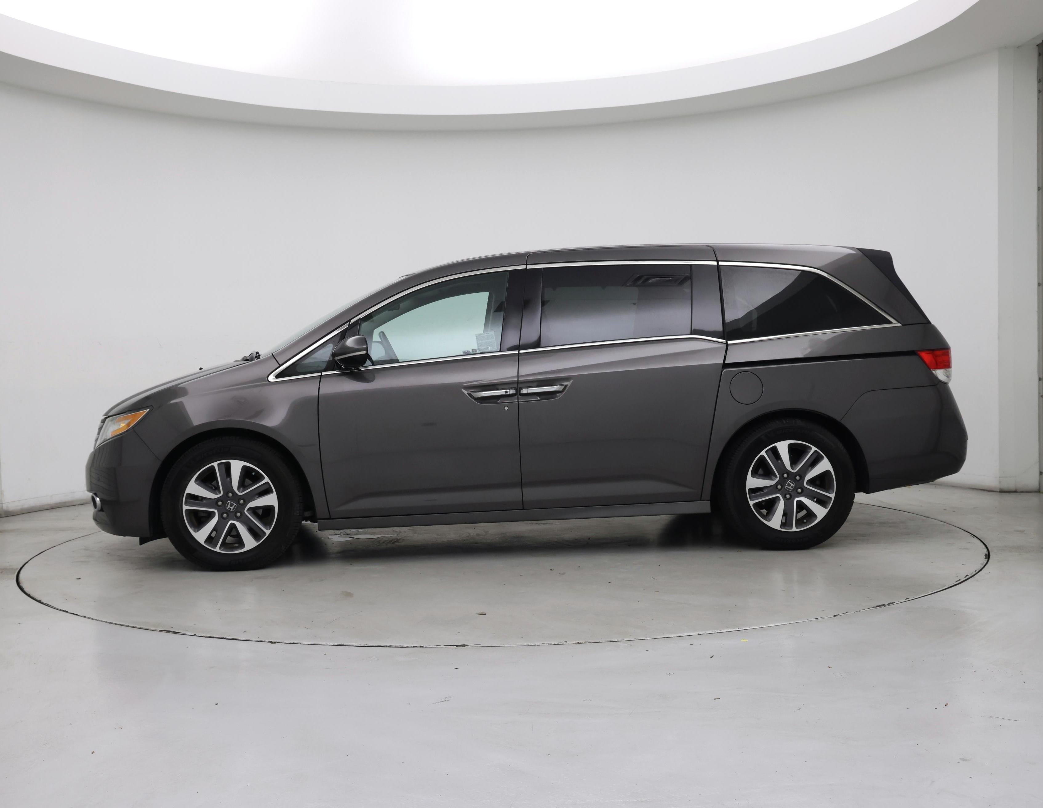 Thumbnail: 2016 Honda Odyssey - 3