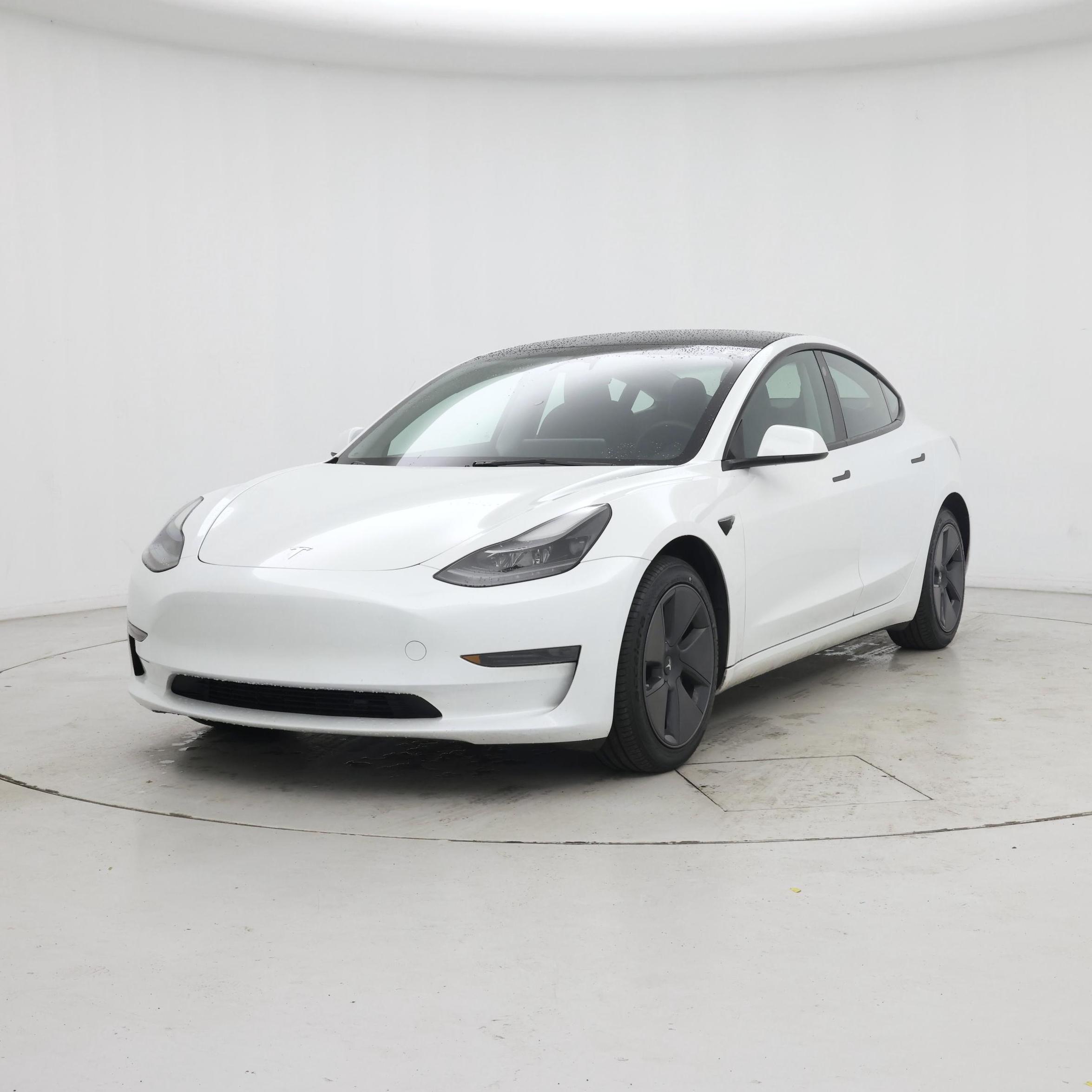 Thumbnail: 2023 Tesla Model 3 - 4