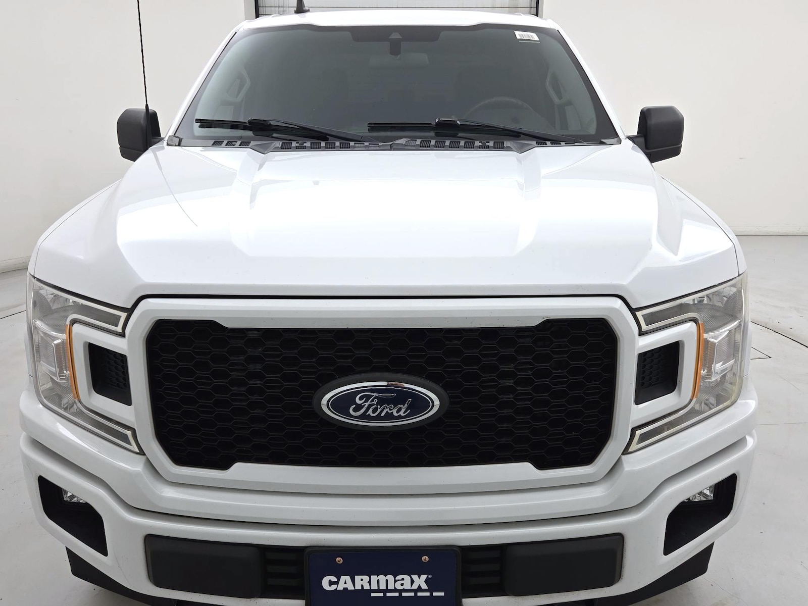 2020 Ford F-150 XL - Photo 2