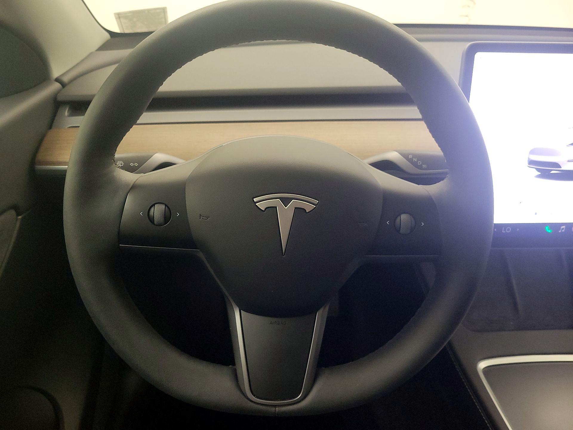 Thumbnail: 2022 Tesla Model Y - 10