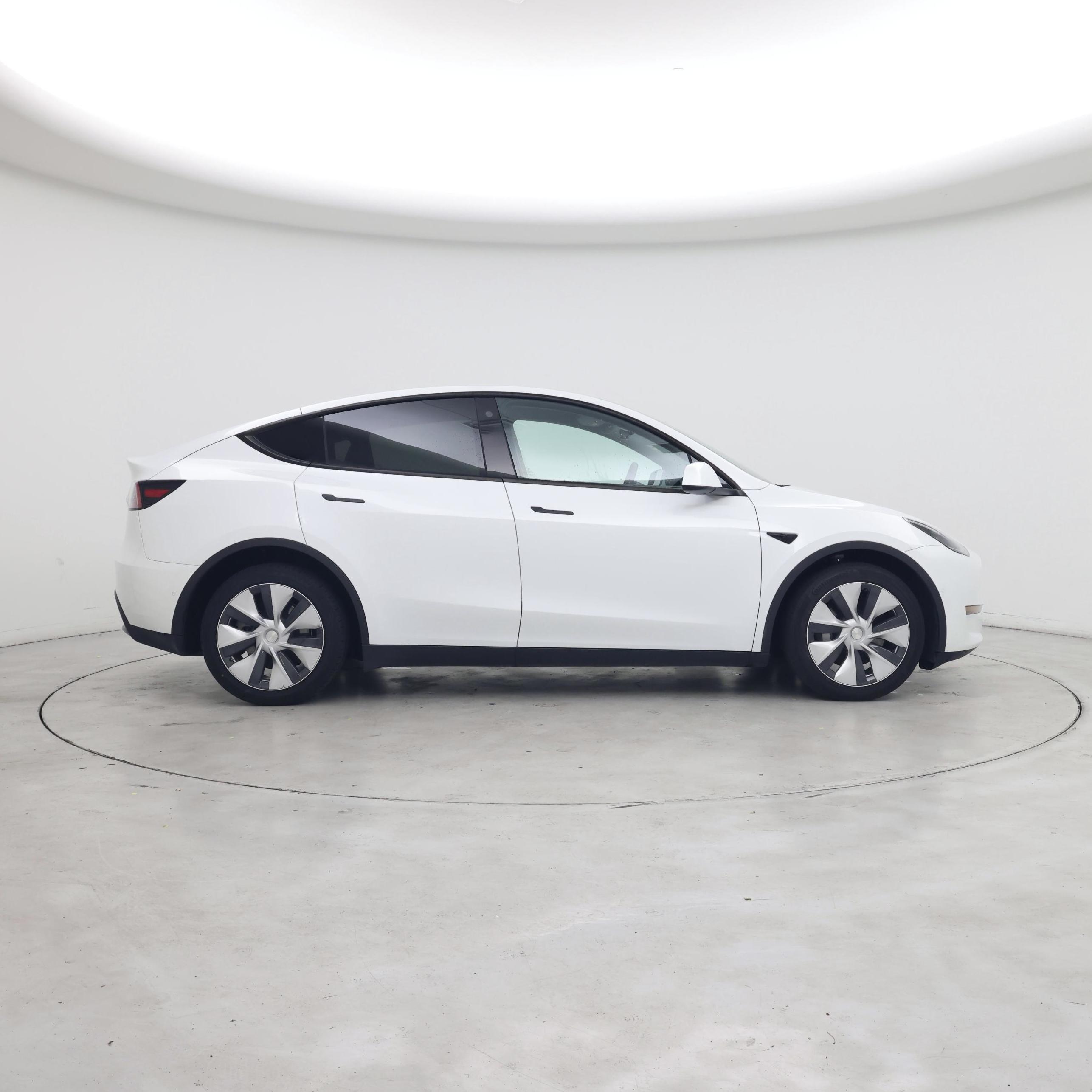 Thumbnail: 2022 Tesla Model Y - 7