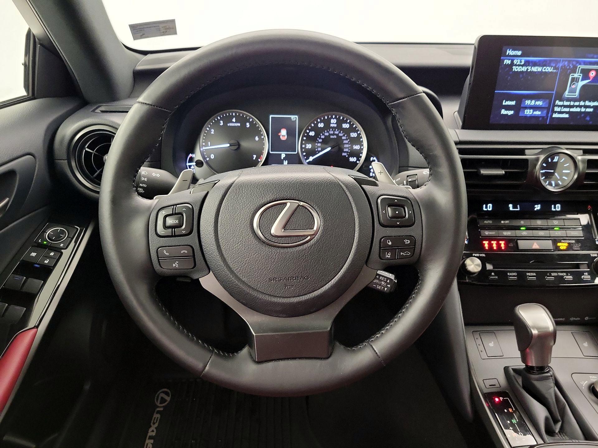 Thumbnail: 2024 Lexus IS - 10