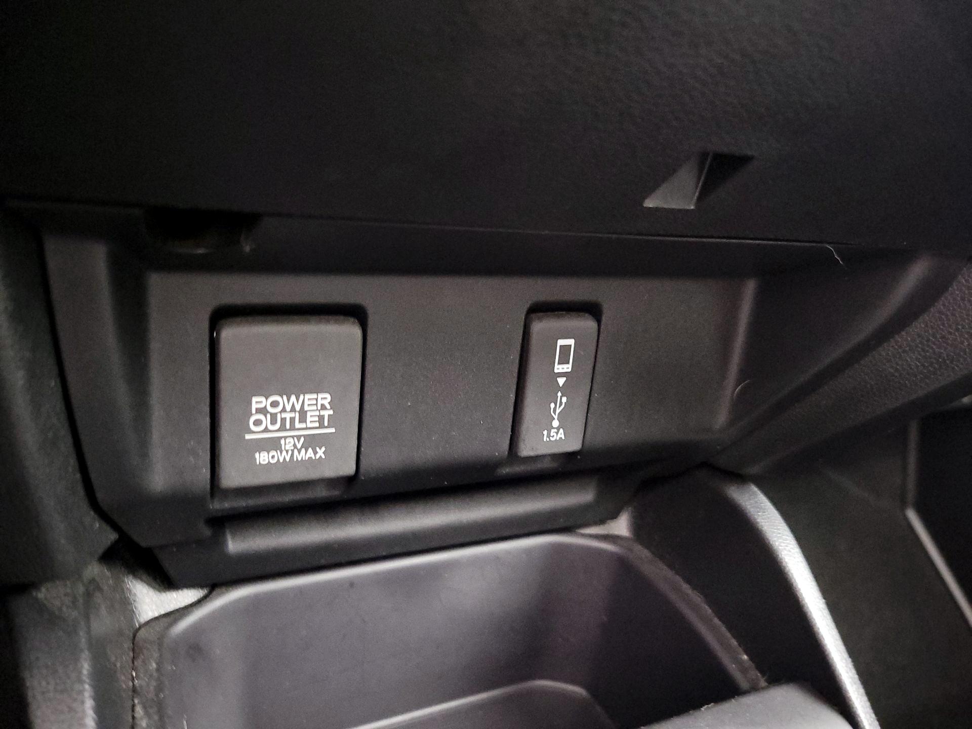 Thumbnail: 2018 Honda Fit - 18
