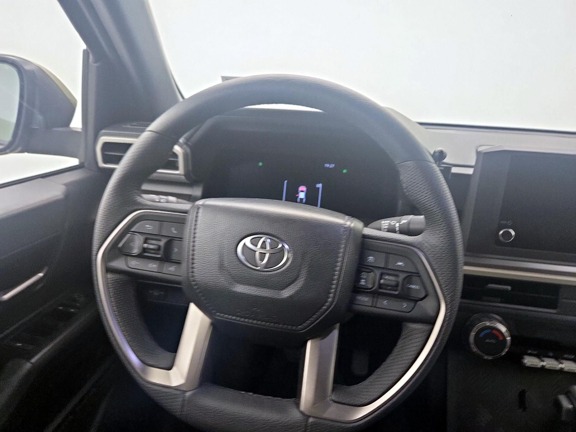 Thumbnail: 2025 Toyota Tacoma - 10