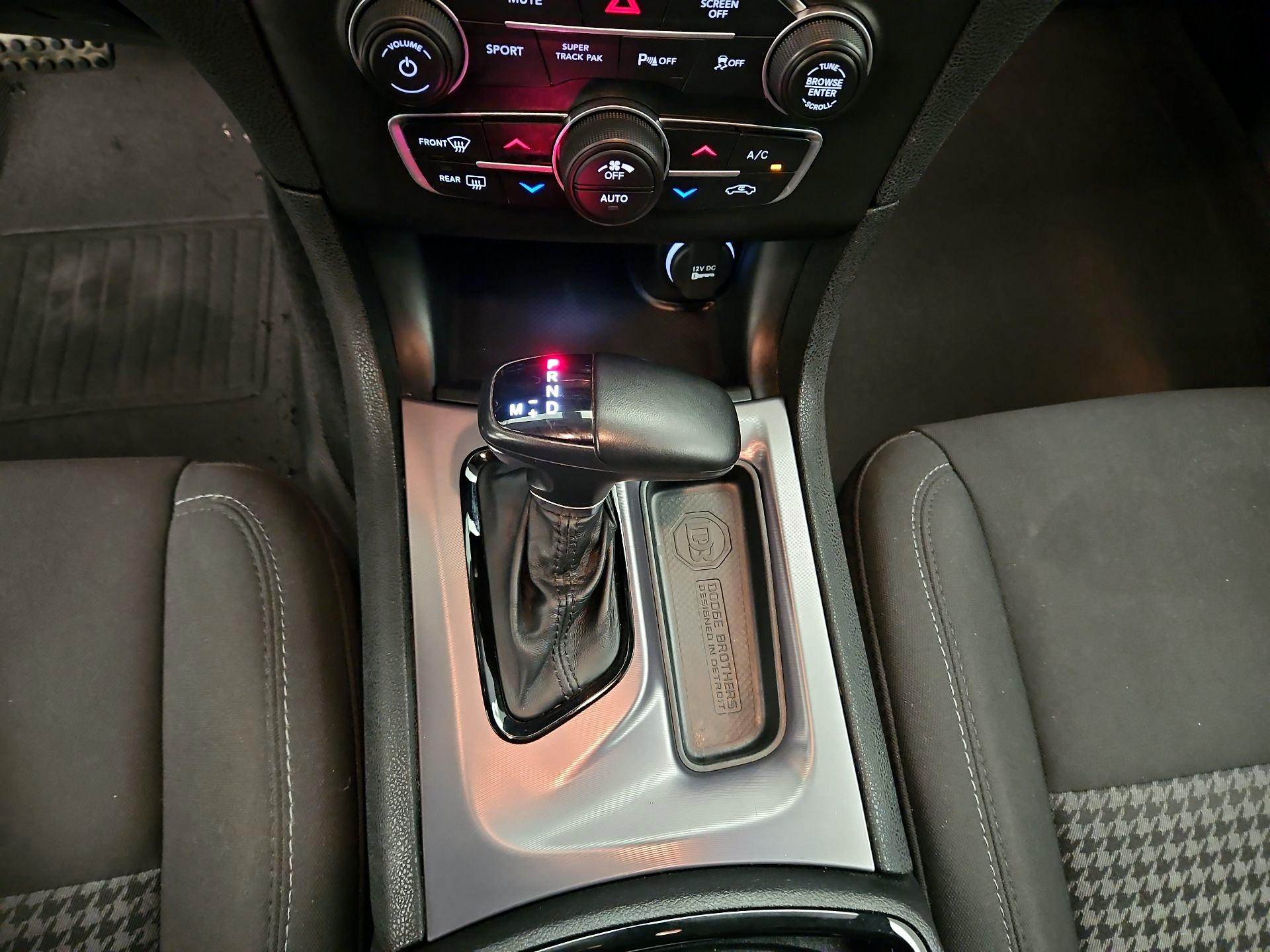 Thumbnail: 2021 Dodge Charger - 17