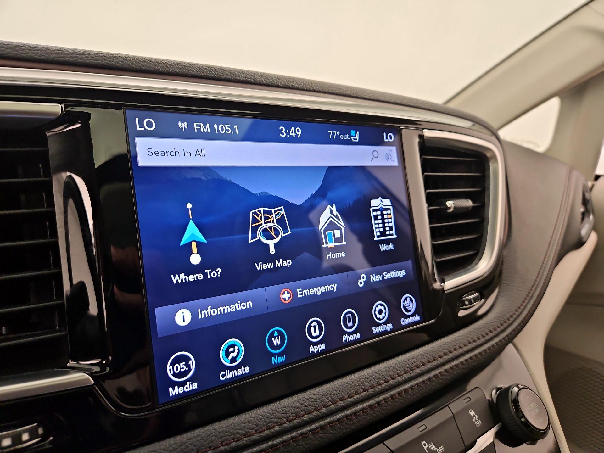 Thumbnail: 2020 Chrysler Pacifica - 14