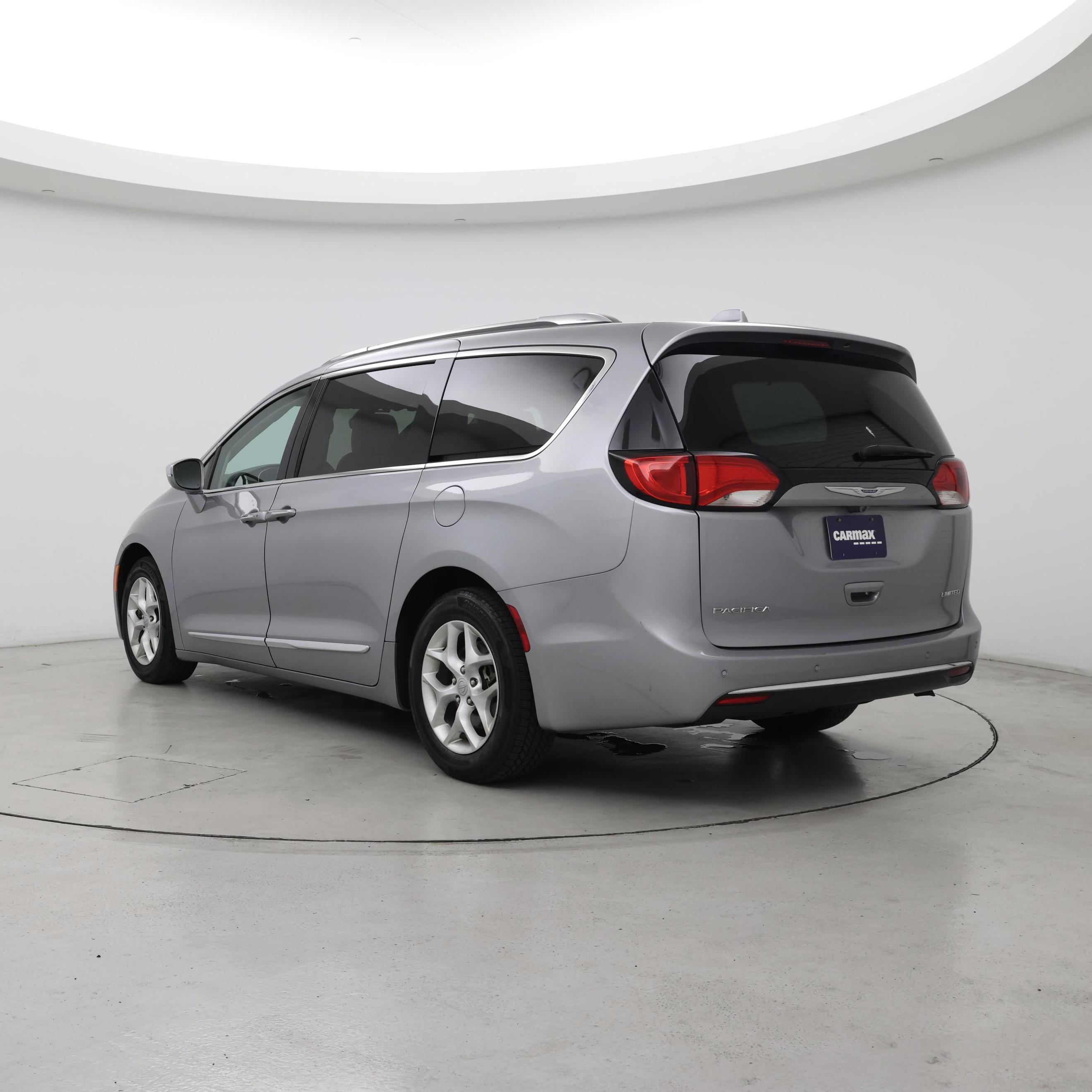 Thumbnail: 2020 Chrysler Pacifica - 2