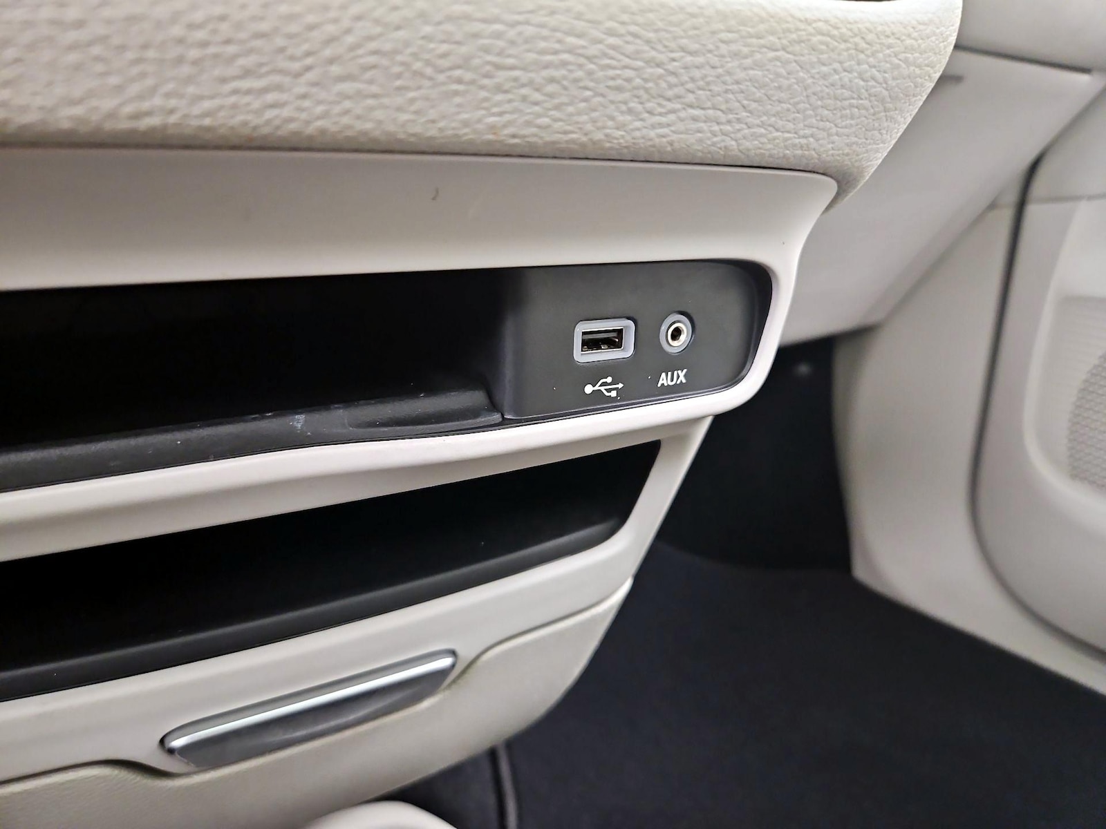 2020 Chrysler Pacifica Limited - Photo 20