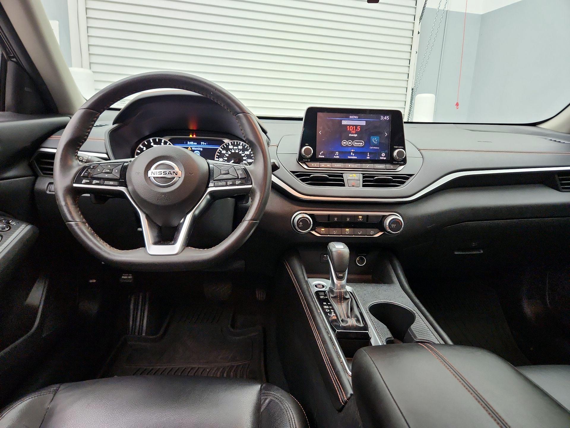 Thumbnail: 2019 Nissan Altima - 9