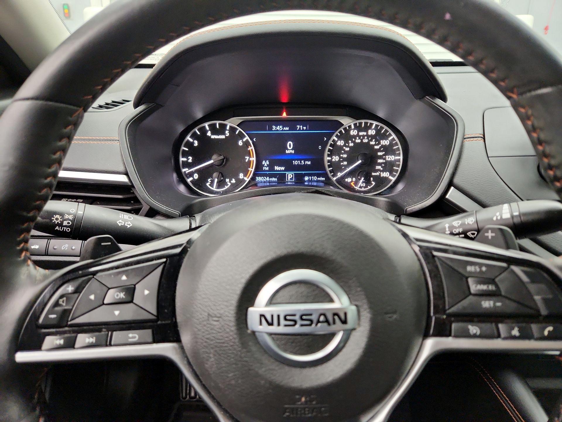 Thumbnail: 2019 Nissan Altima - 10