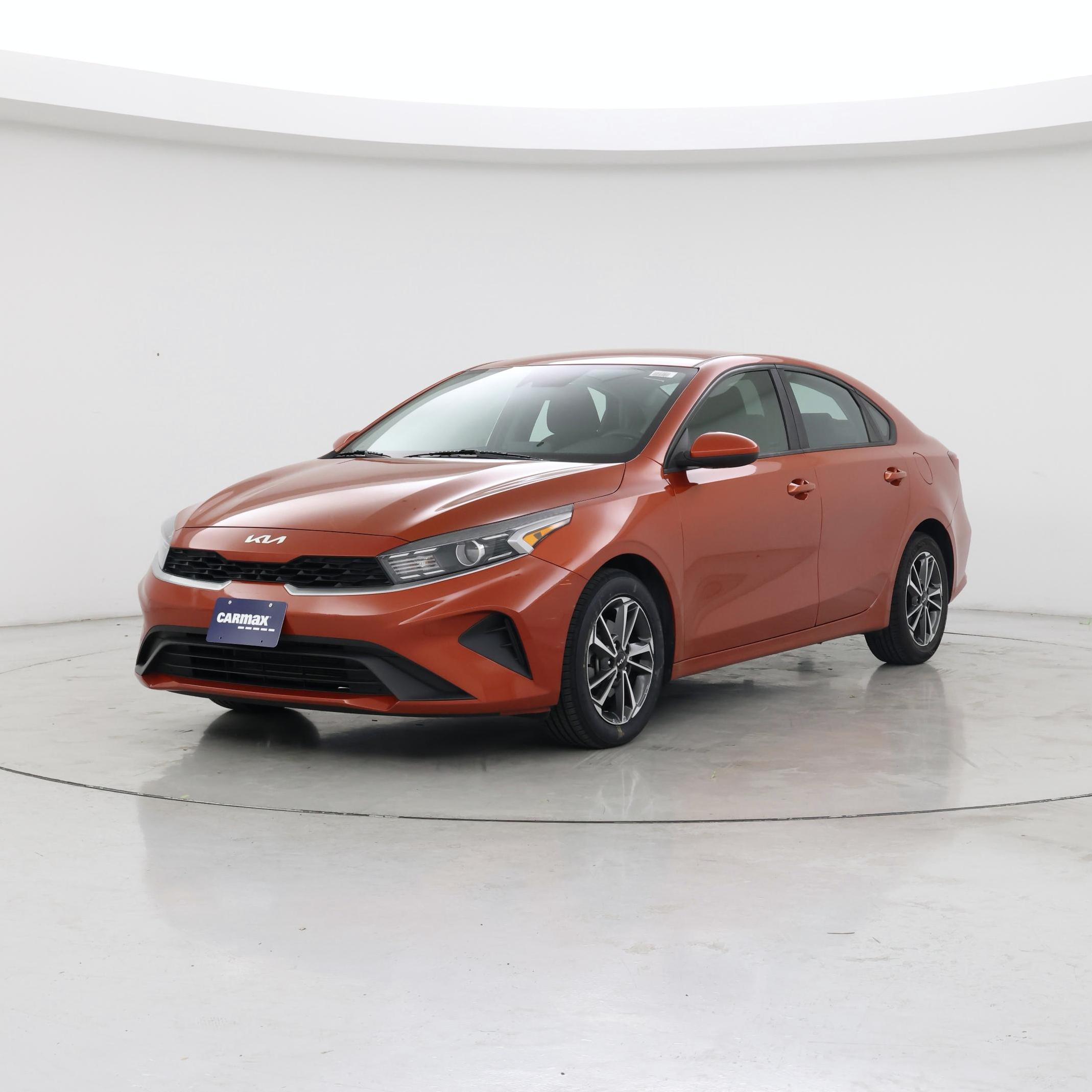 Thumbnail: 2022 Kia Forte - 4
