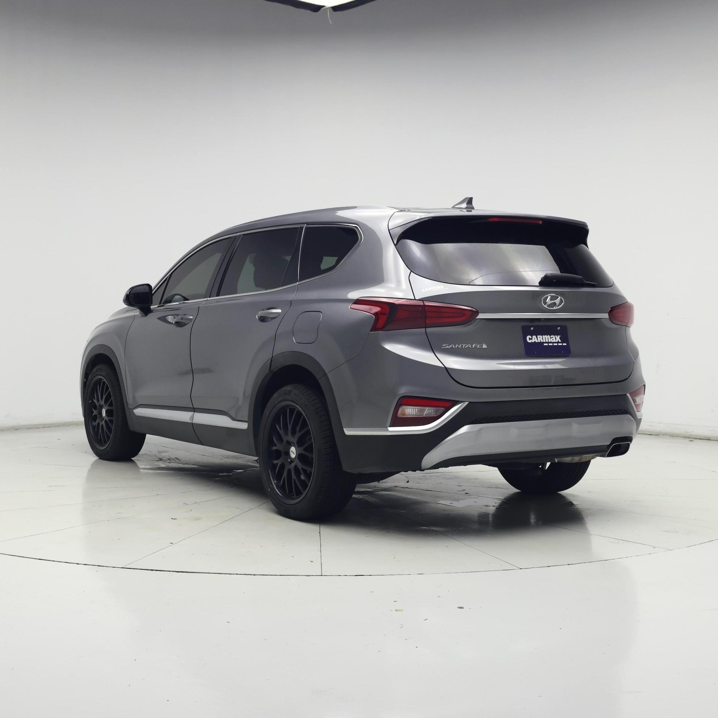 Thumbnail: 2019 Hyundai Santa Fe - 2