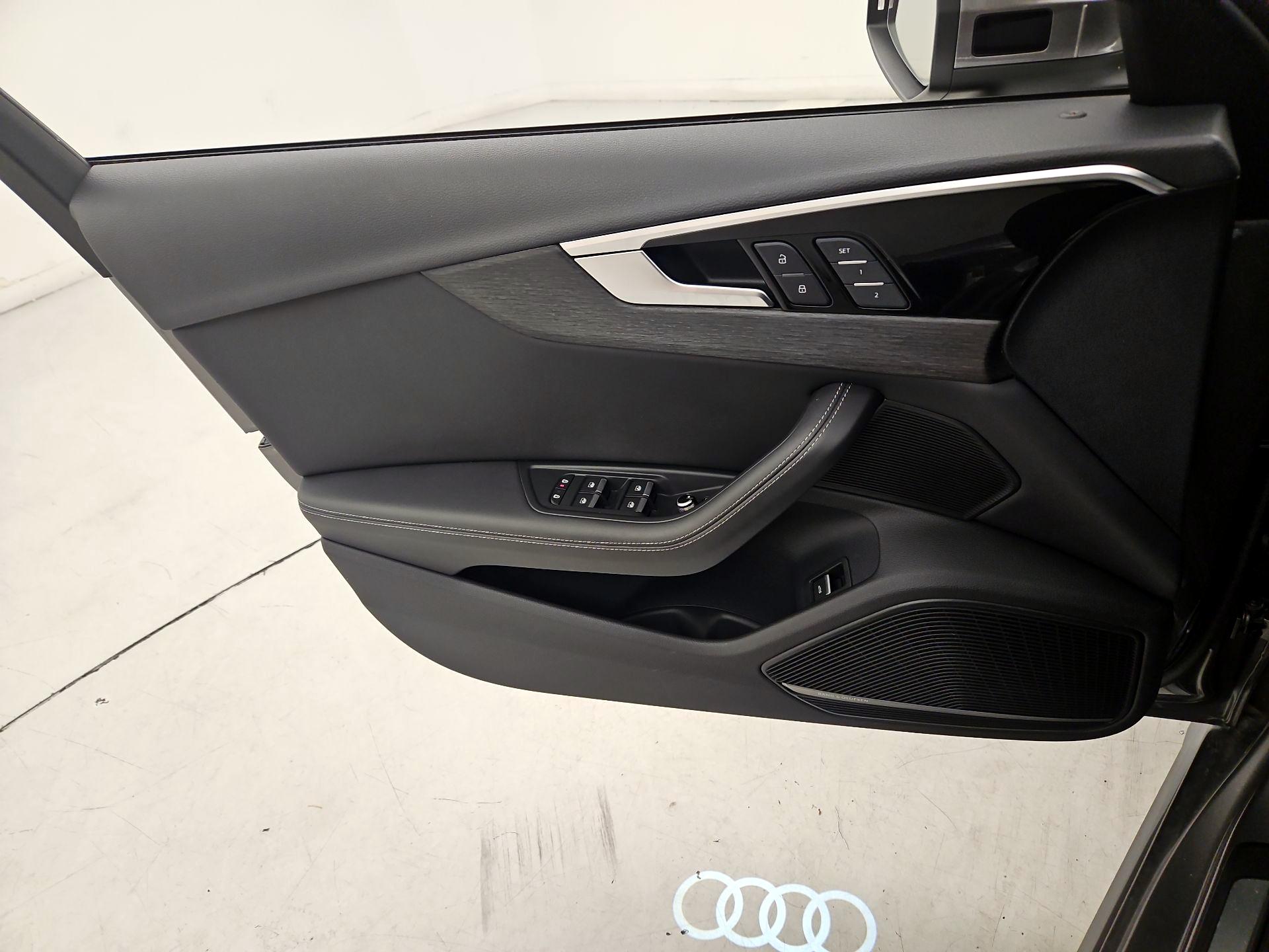 Thumbnail: 2020 Audi A4 - 12
