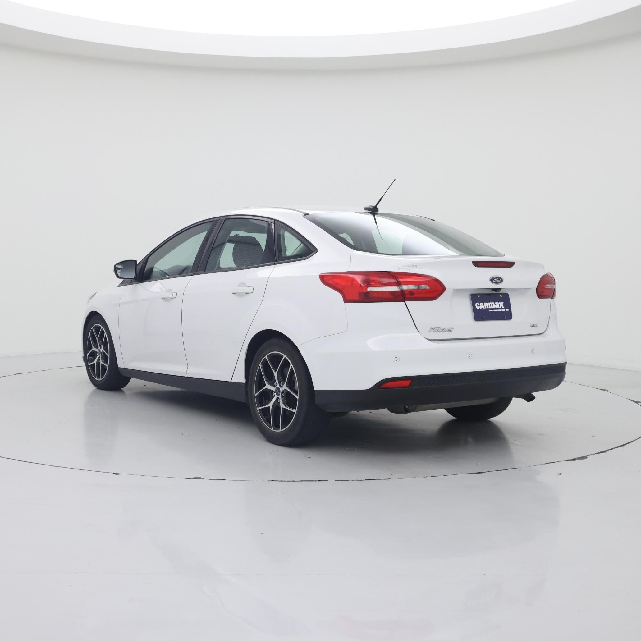 Thumbnail: 2017 Ford Focus - 2