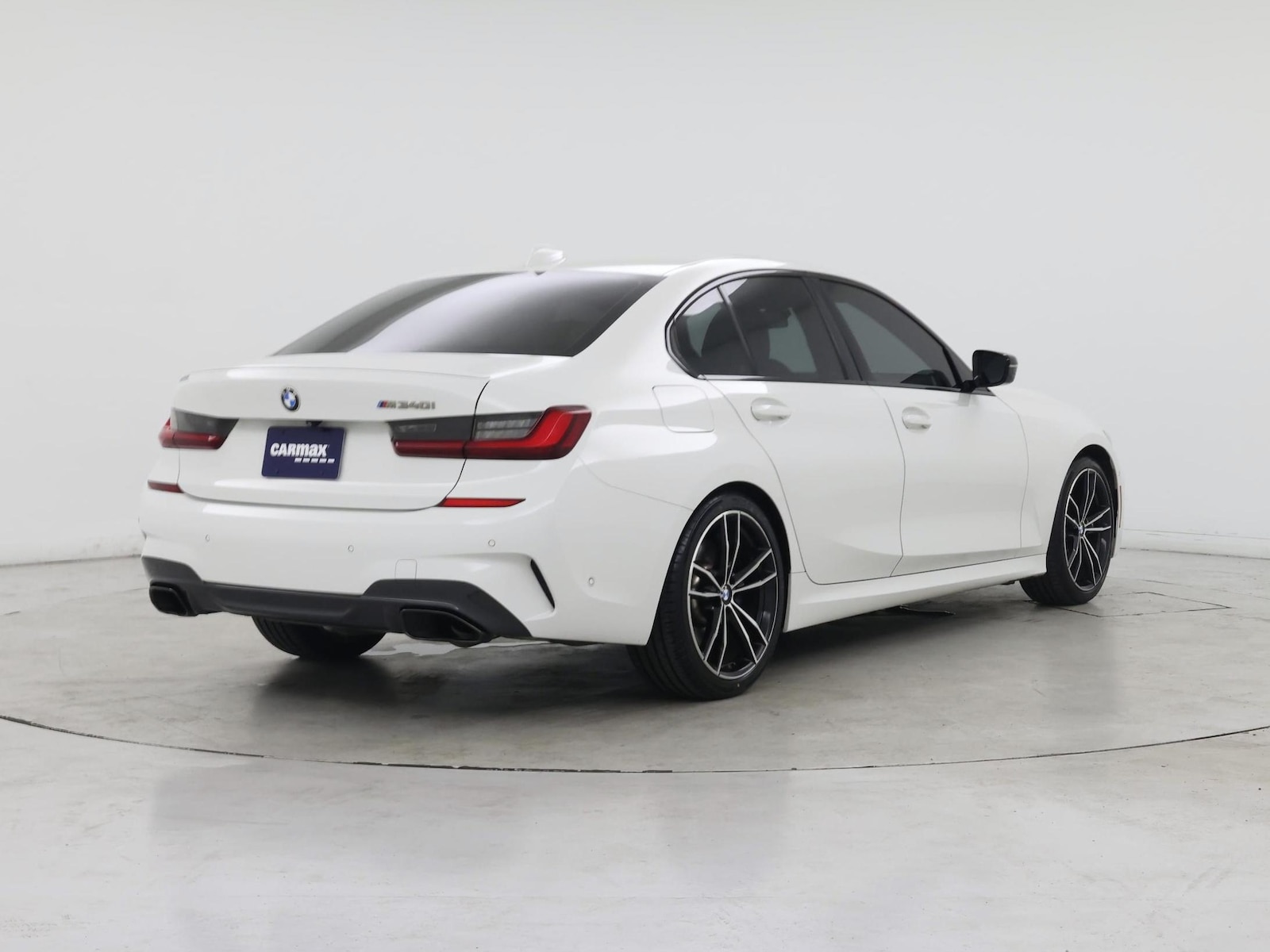 2022 BMW 3 Series M340i - Photo 9