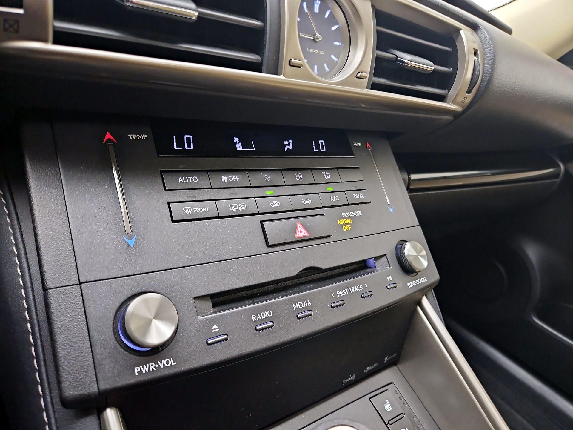 Thumbnail: 2015 Lexus IS - 16