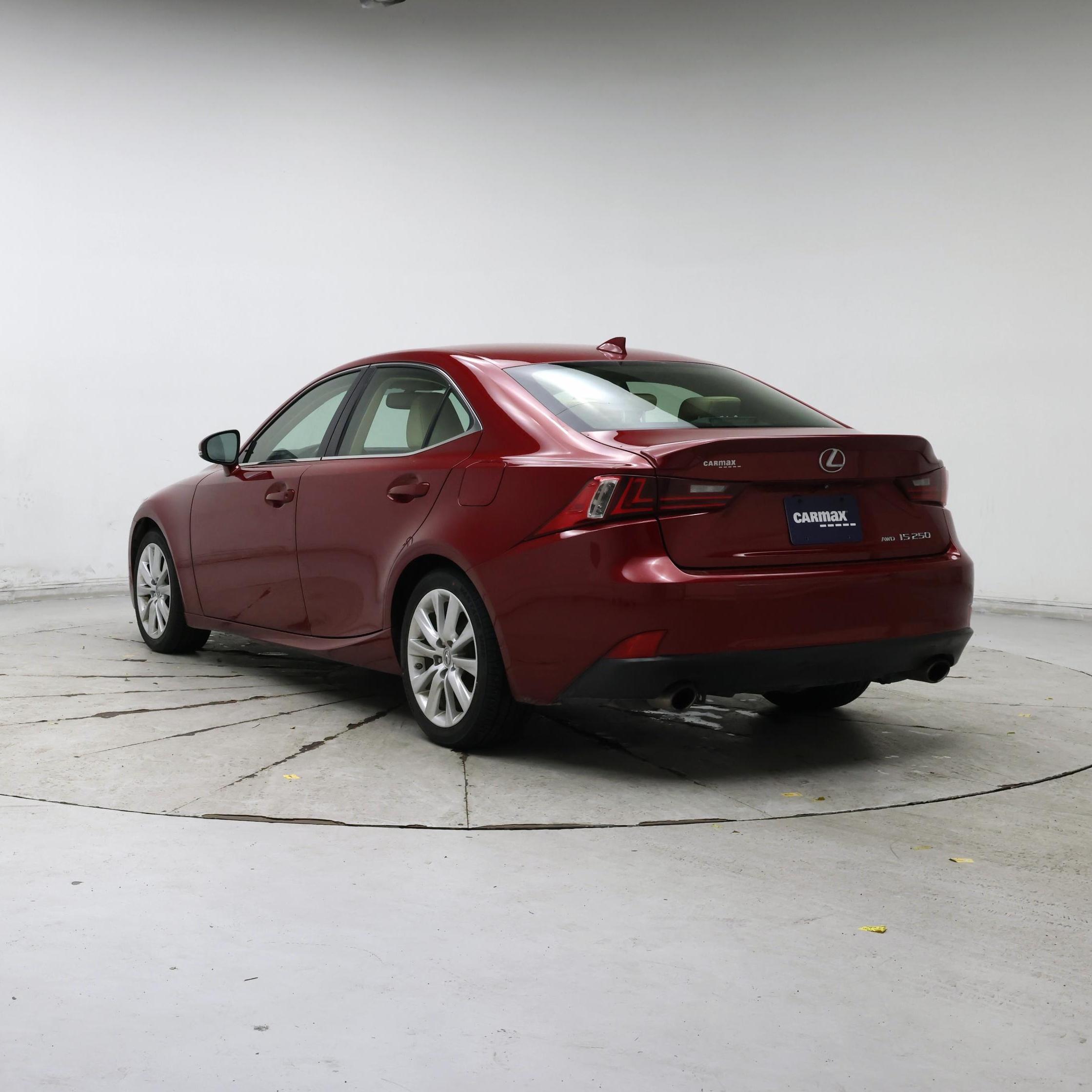Thumbnail: 2015 Lexus IS - 2