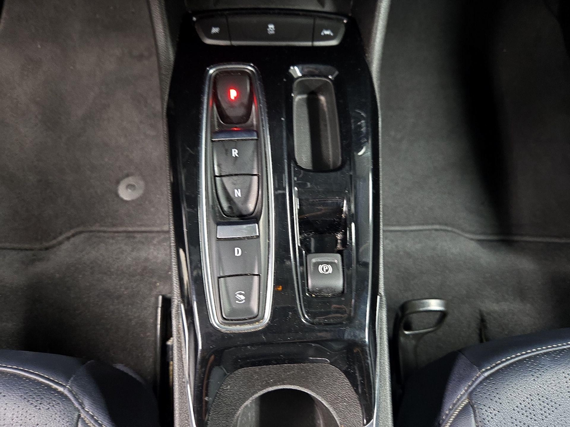 Thumbnail: 2022 Chevrolet Bolt EUV - 17