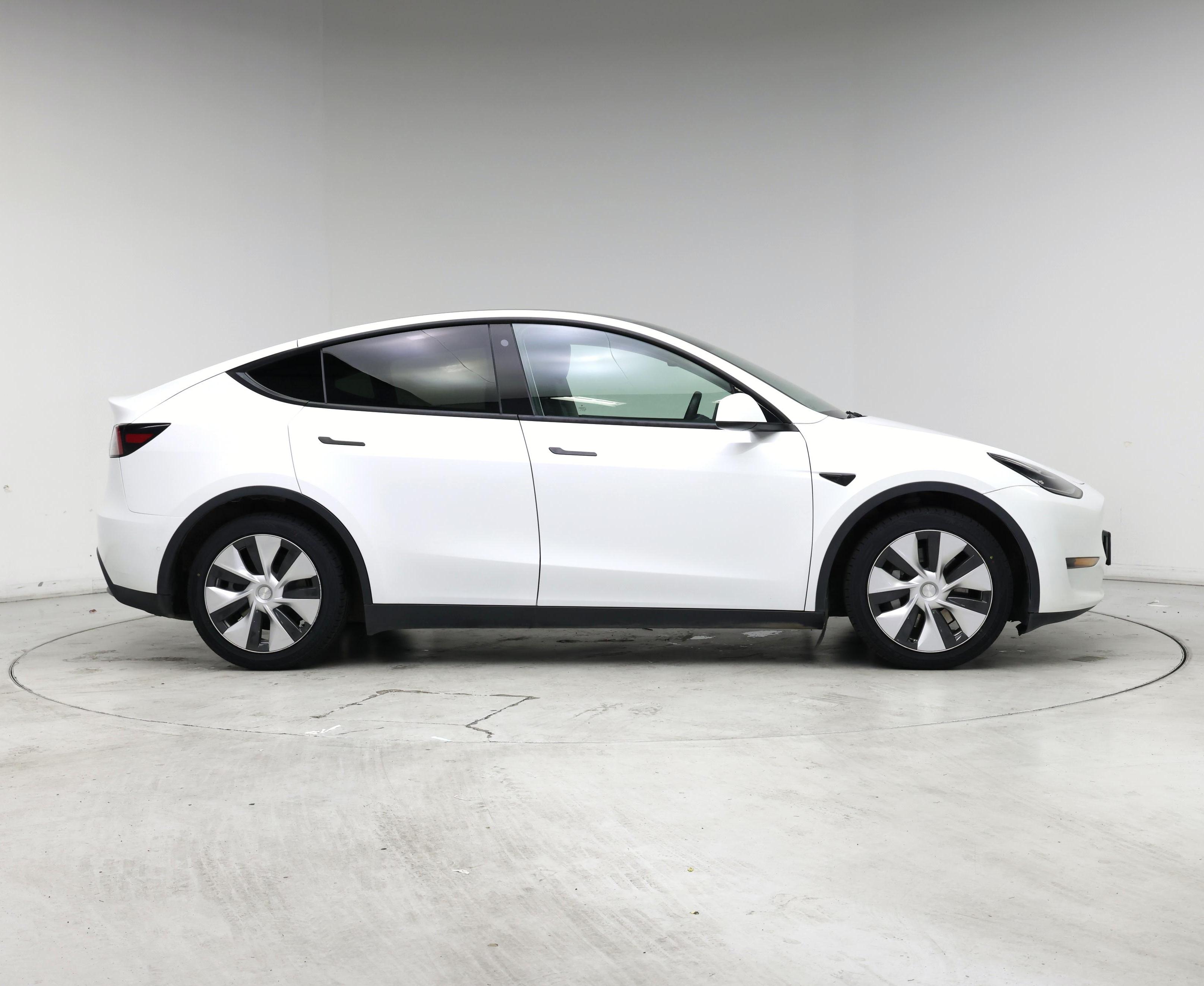 Thumbnail: 2022 Tesla Model Y - 7