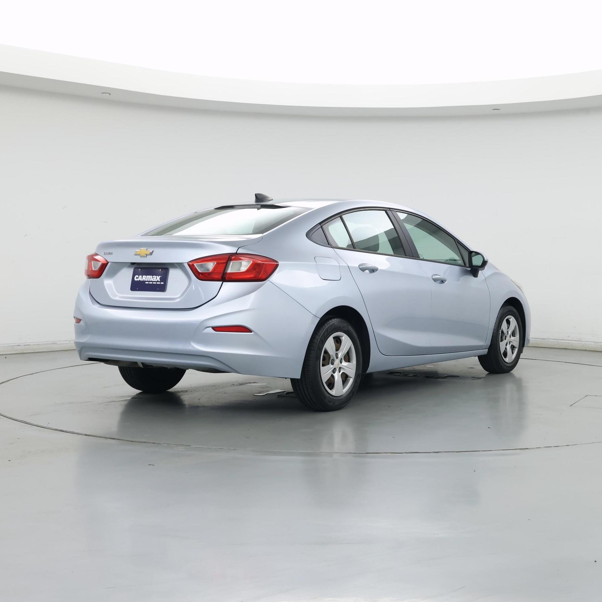 Thumbnail: 2018 Chevrolet Cruze - 8