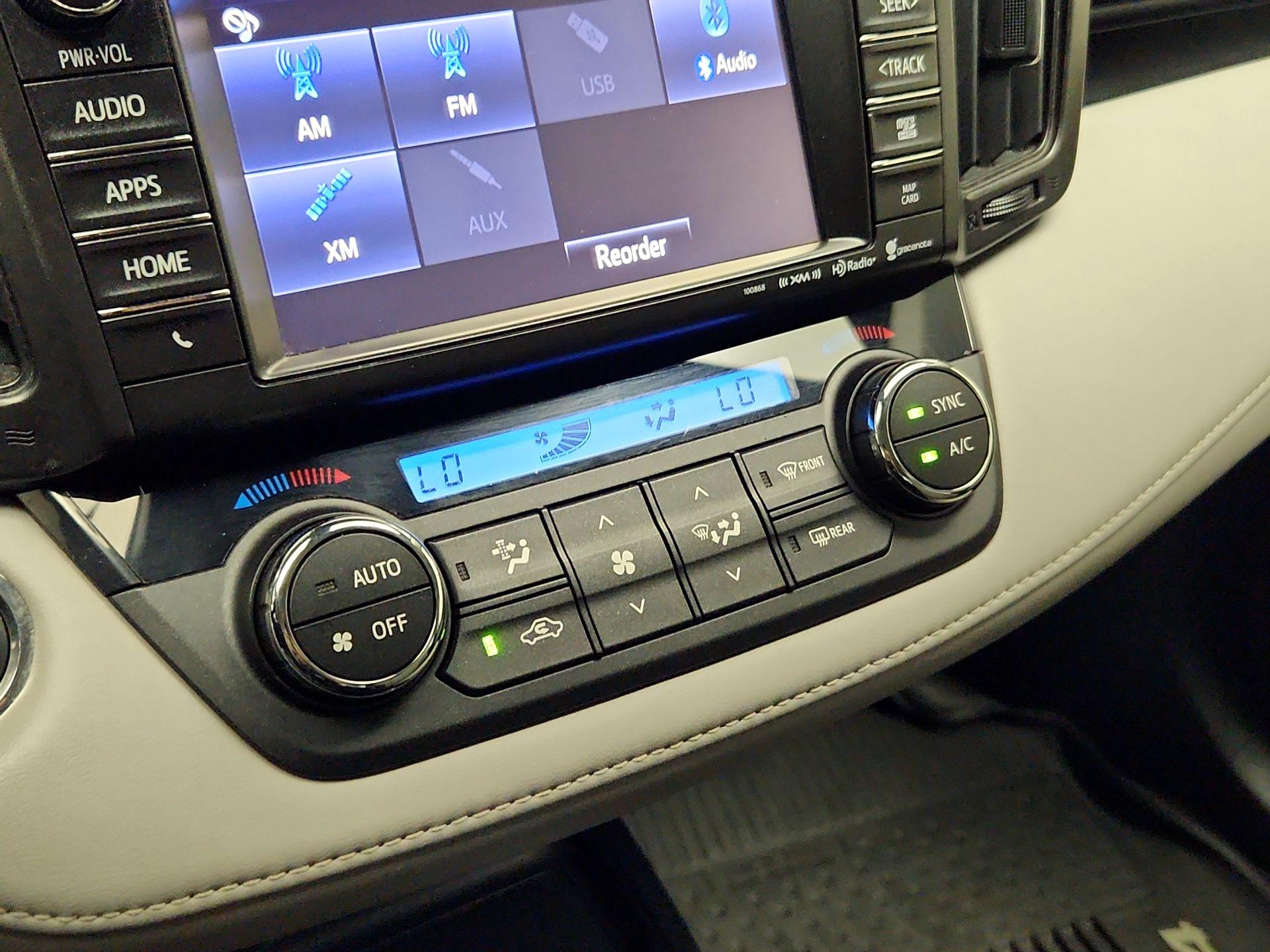 Thumbnail: 2018 Toyota RAV4 - 16