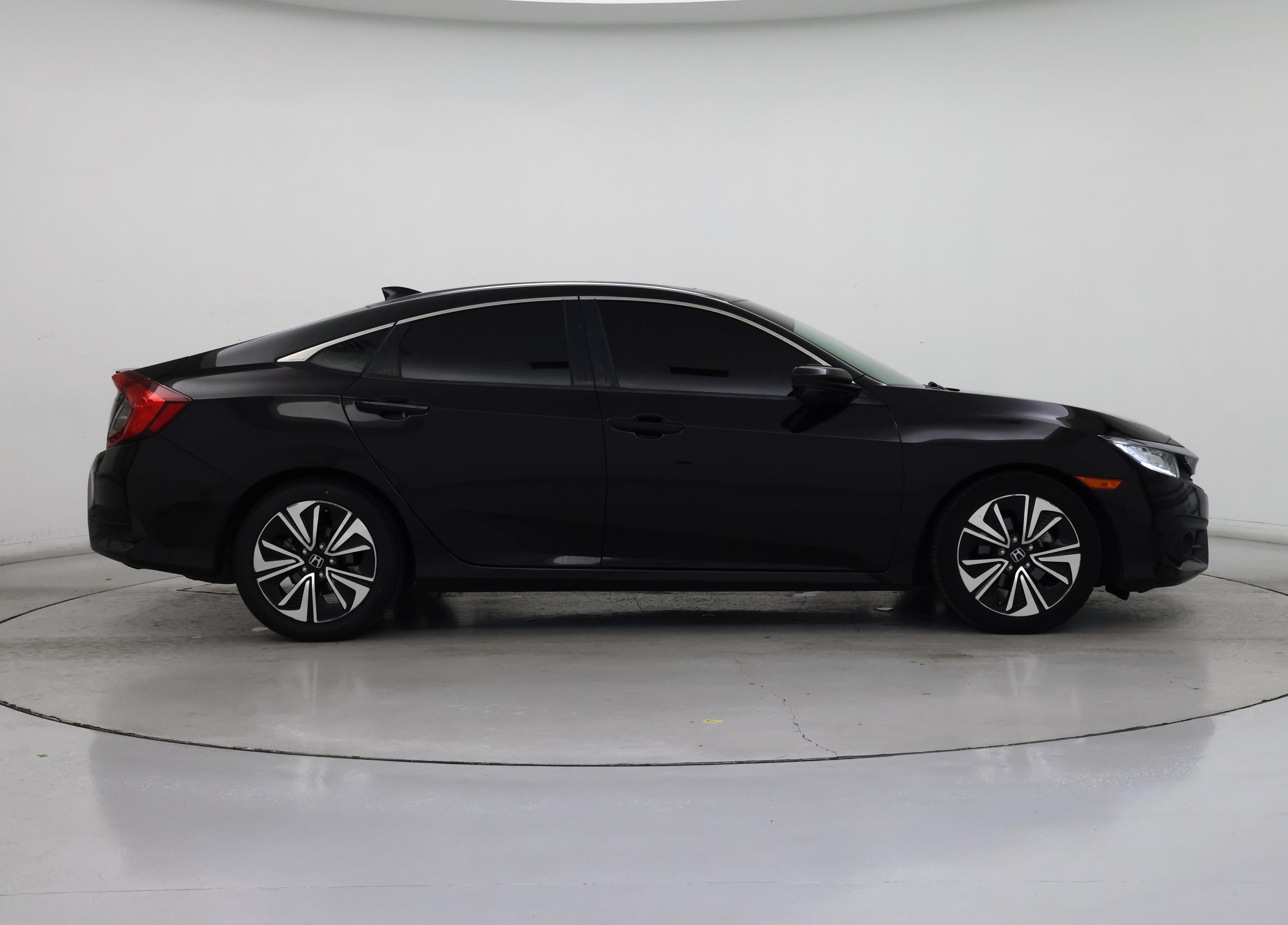 Thumbnail: 2018 Honda Civic - 7