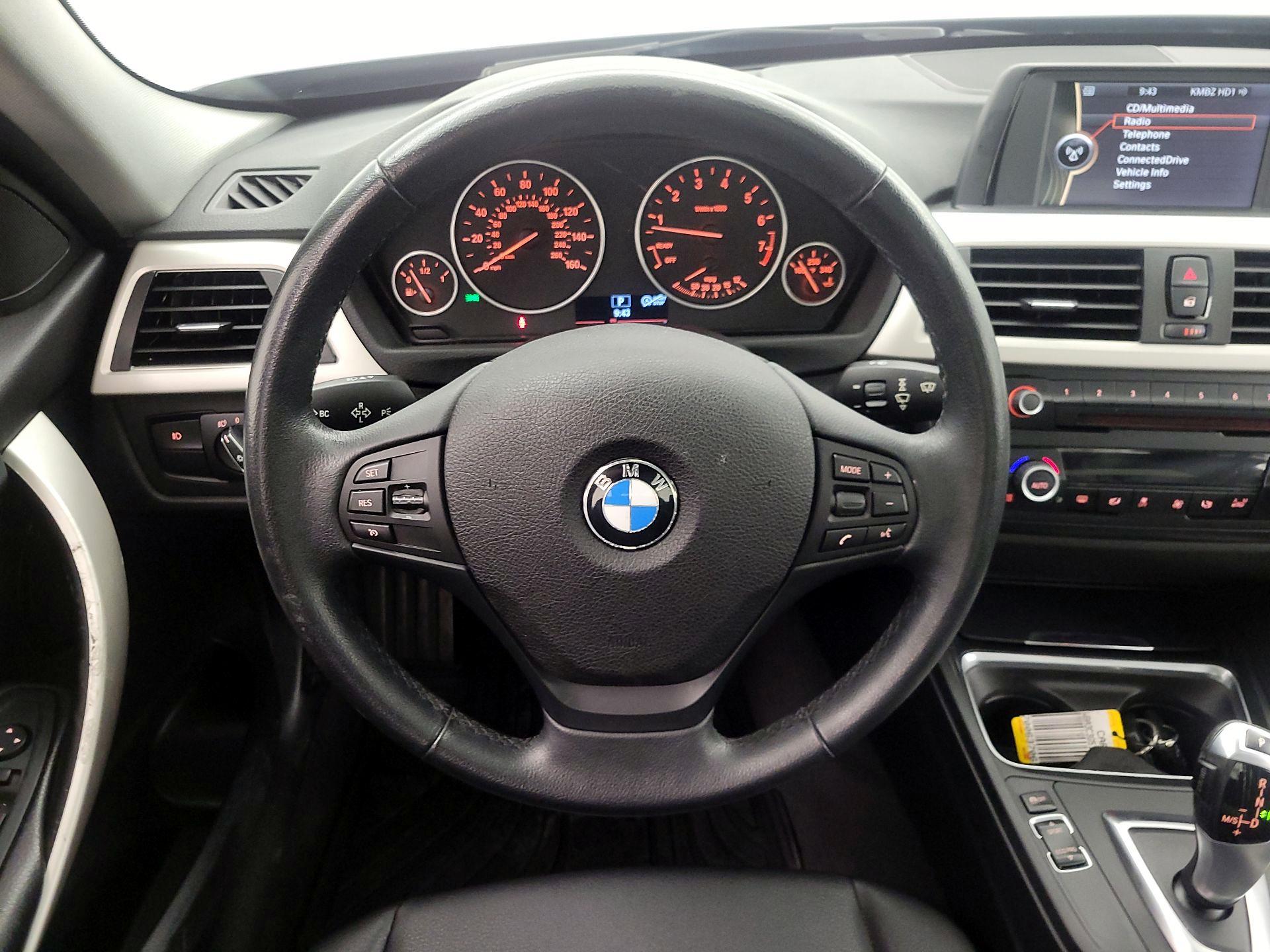 Thumbnail: 2014 BMW 3 Series - 10