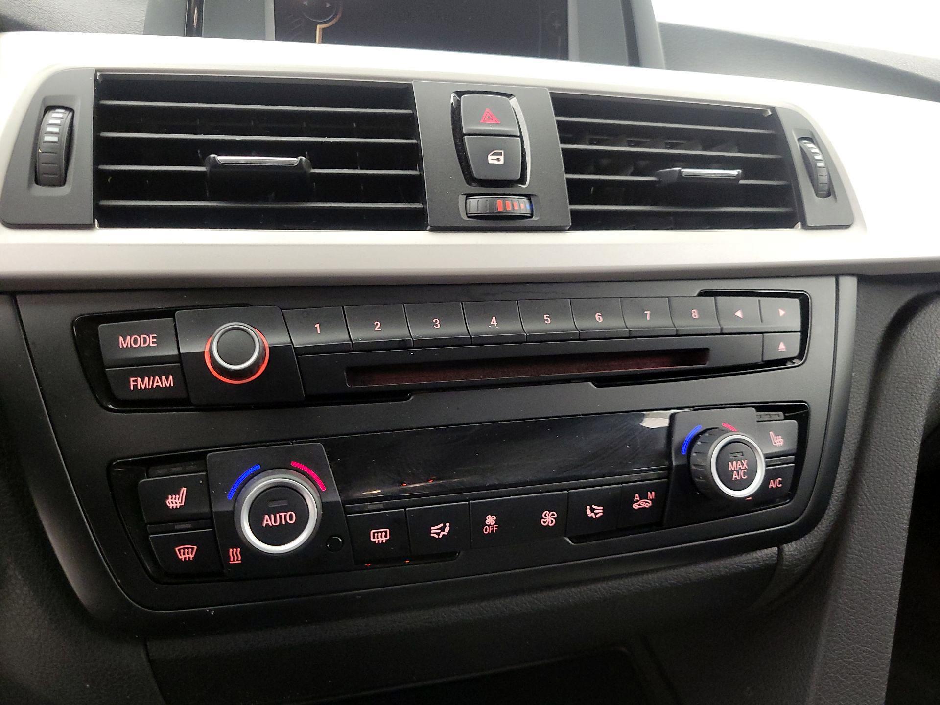 Thumbnail: 2014 BMW 3 Series - 15