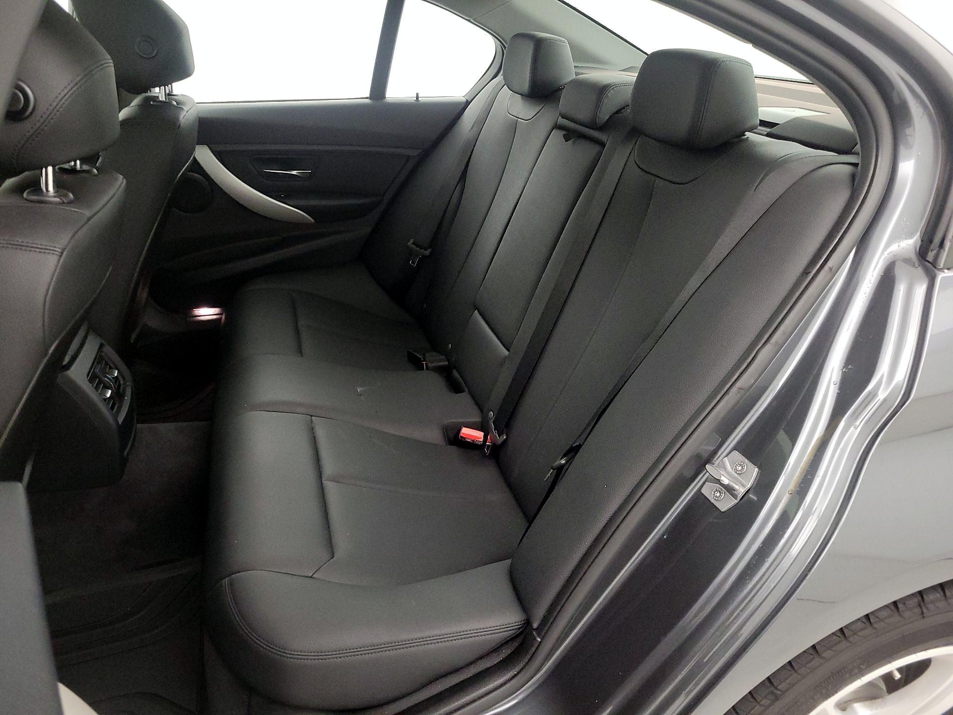 Thumbnail: 2014 BMW 3 Series - 19