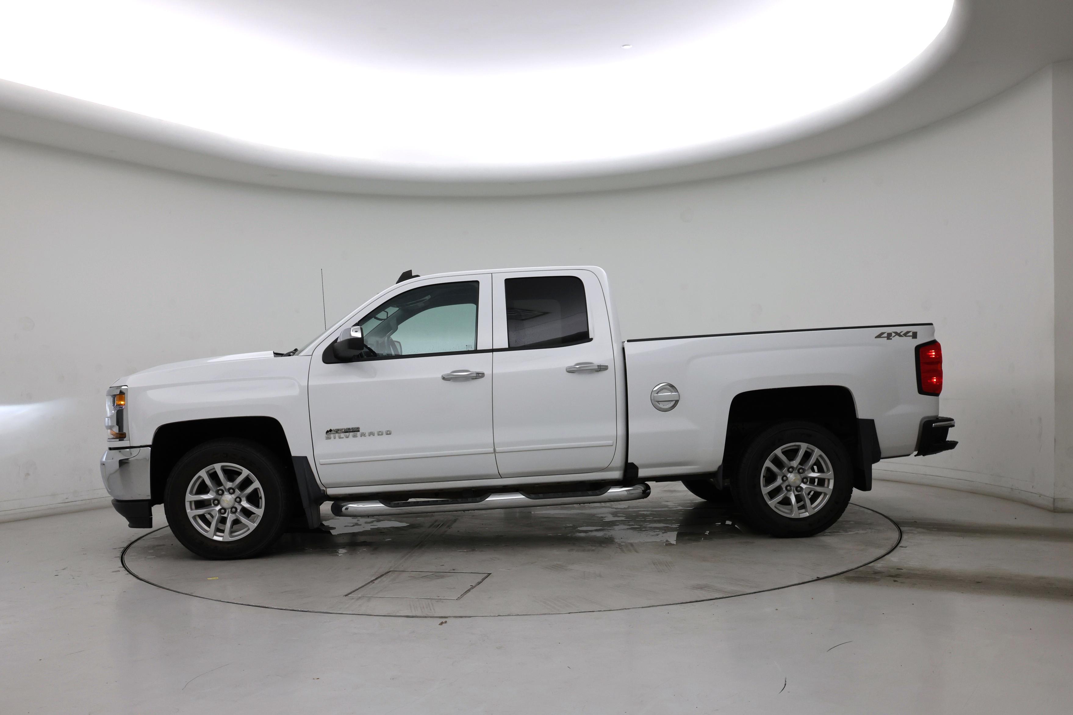 Thumbnail: 2016 Chevrolet Silverado 1500 - 3