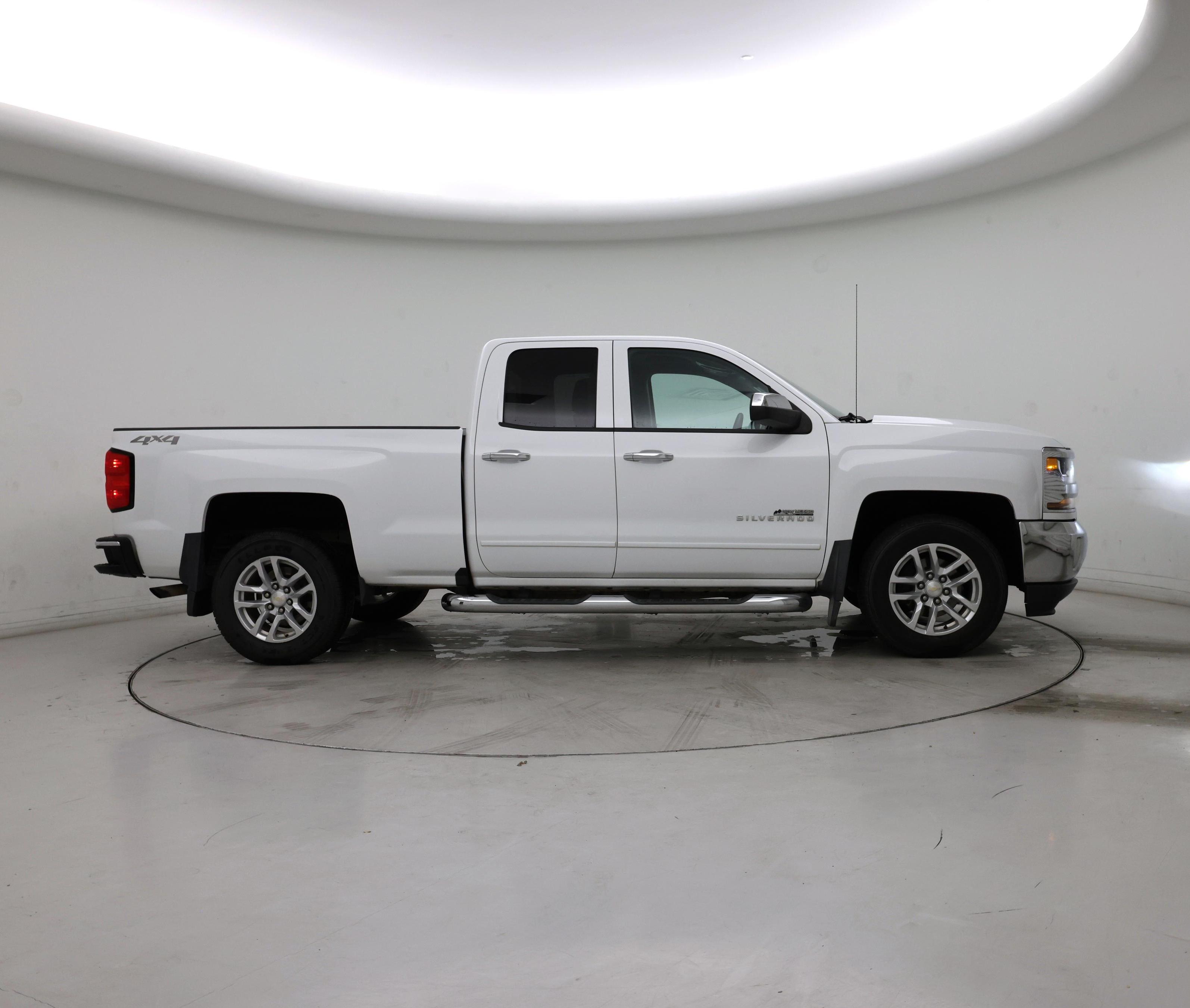 Thumbnail: 2016 Chevrolet Silverado 1500 - 7