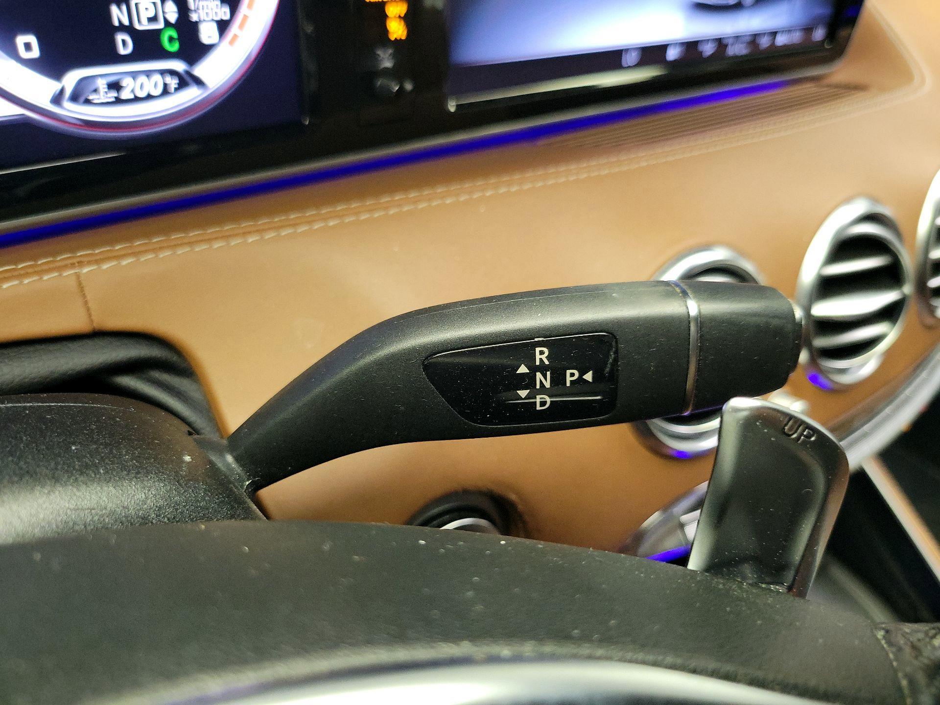 Thumbnail: 2016 Mercedes-Benz S-Class - 18