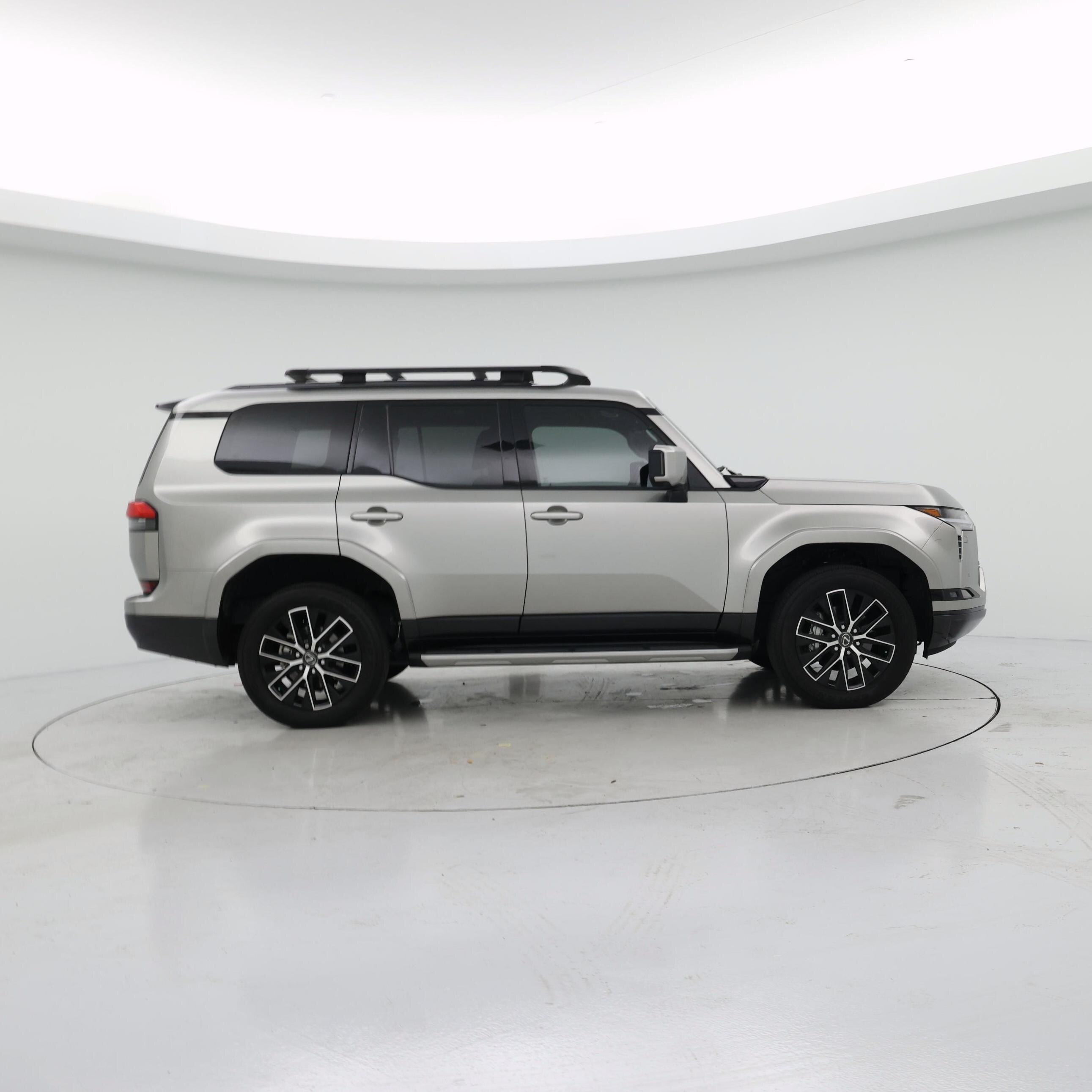 Thumbnail: 2024 Lexus GX - 7