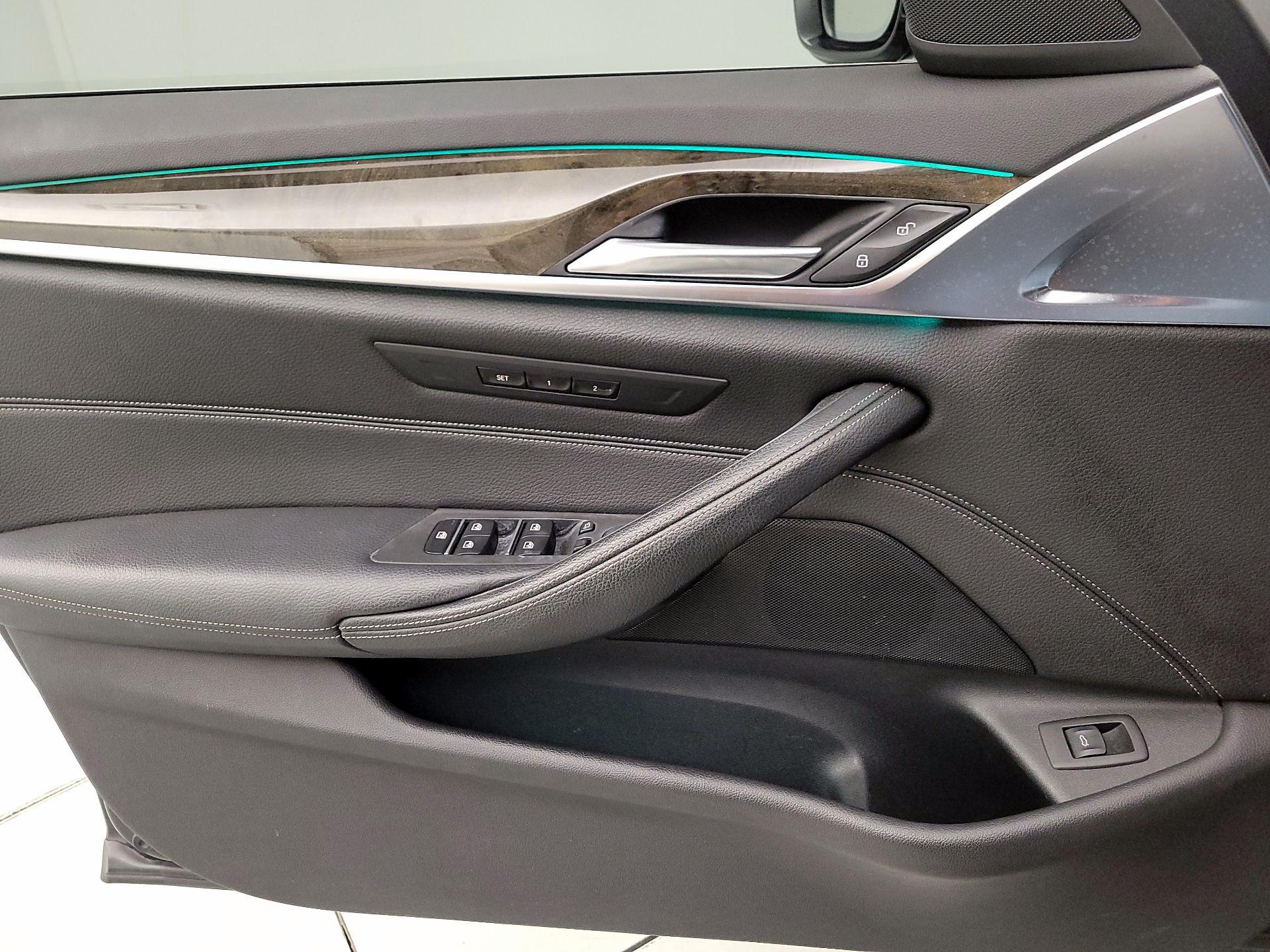 Thumbnail: 2019 BMW 5 Series - 12