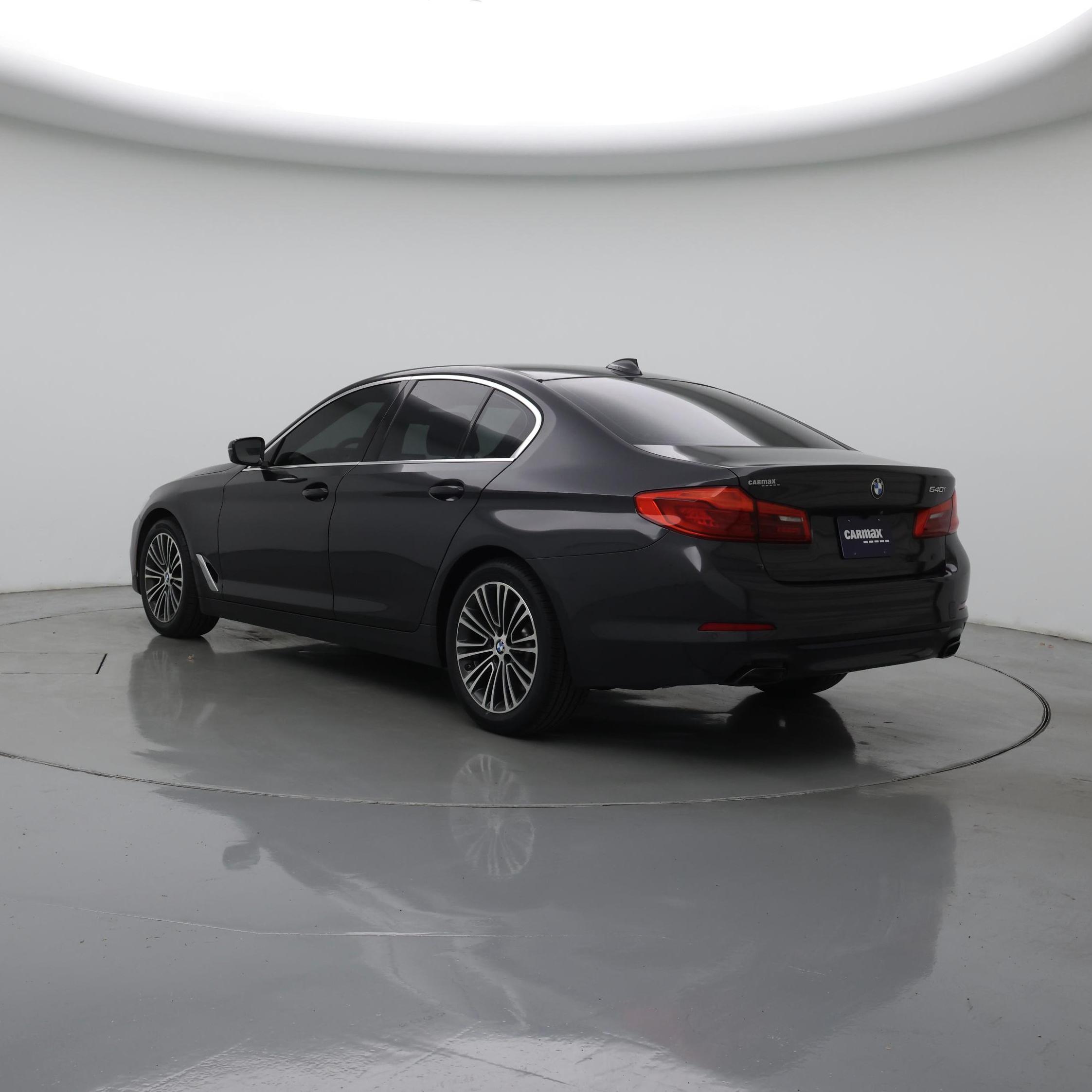 Thumbnail: 2019 BMW 5 Series - 2