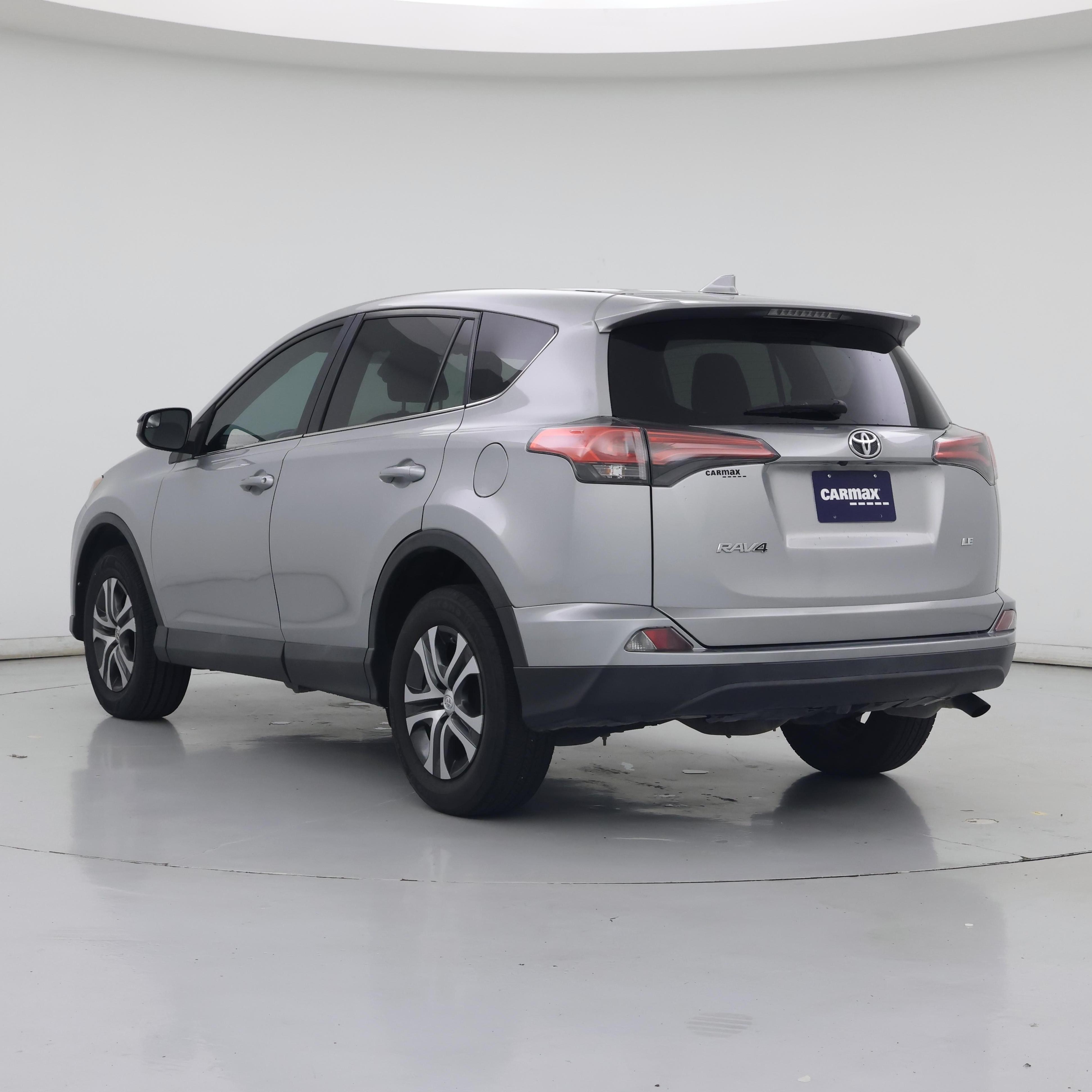 Thumbnail: 2018 Toyota RAV4 - 2